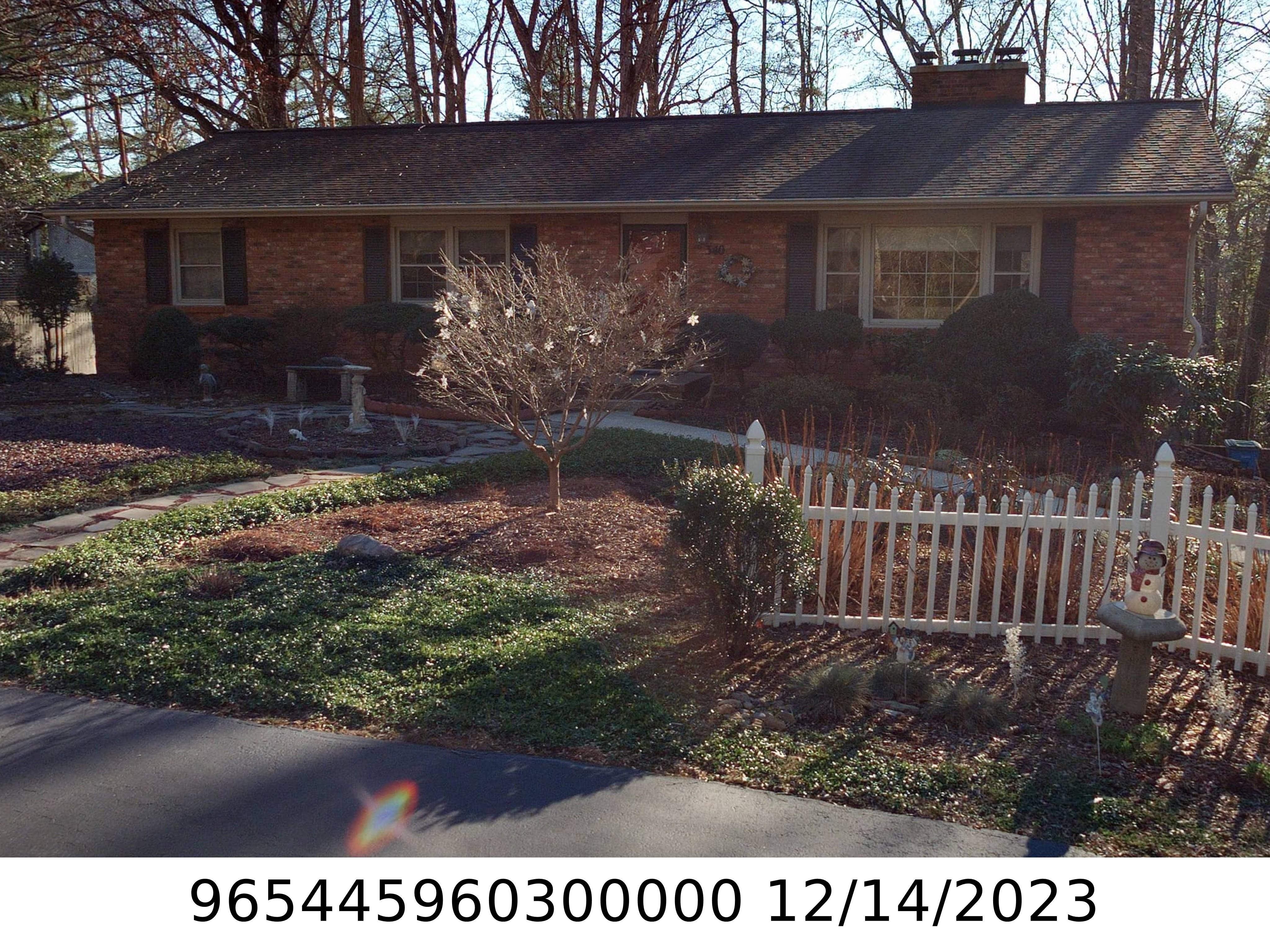 A picture of the property located at 340 SYCAMORE DR, ARDEN NC 28704.
