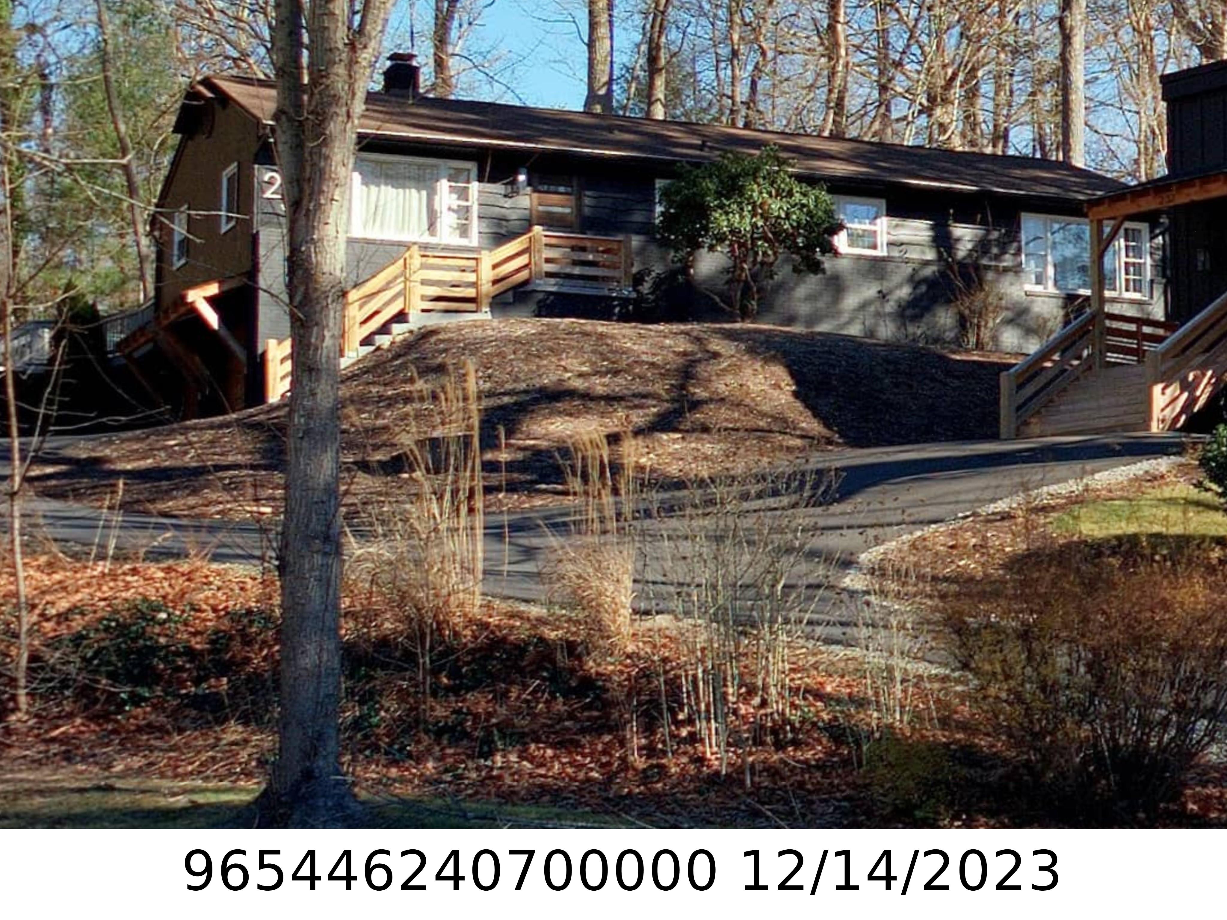 A picture of the property located at 235 ROYAL PINES DR, ARDEN NC 28704.
