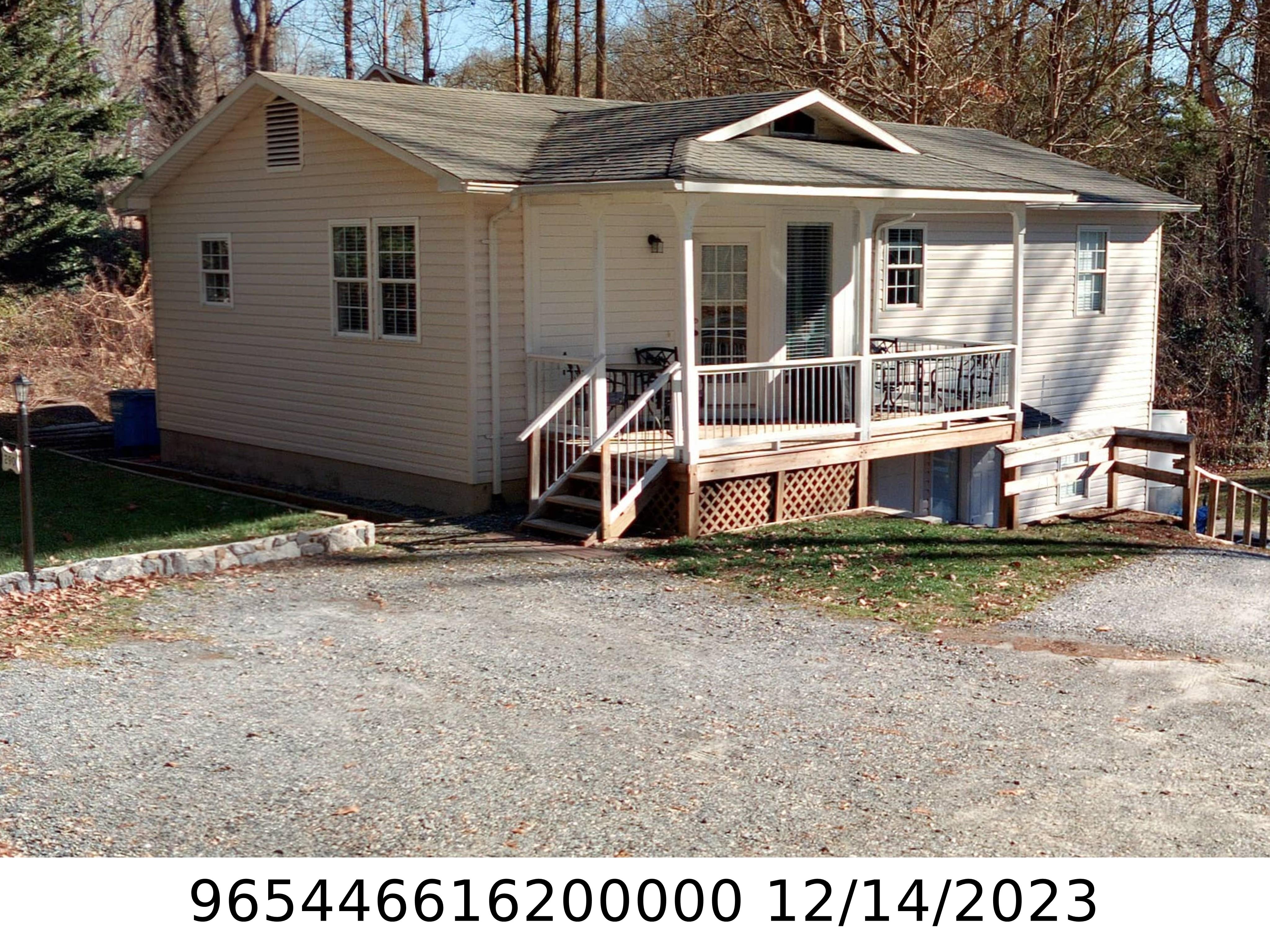 A picture of the property located at 290 ROYAL PINES DR, ARDEN NC 28704.