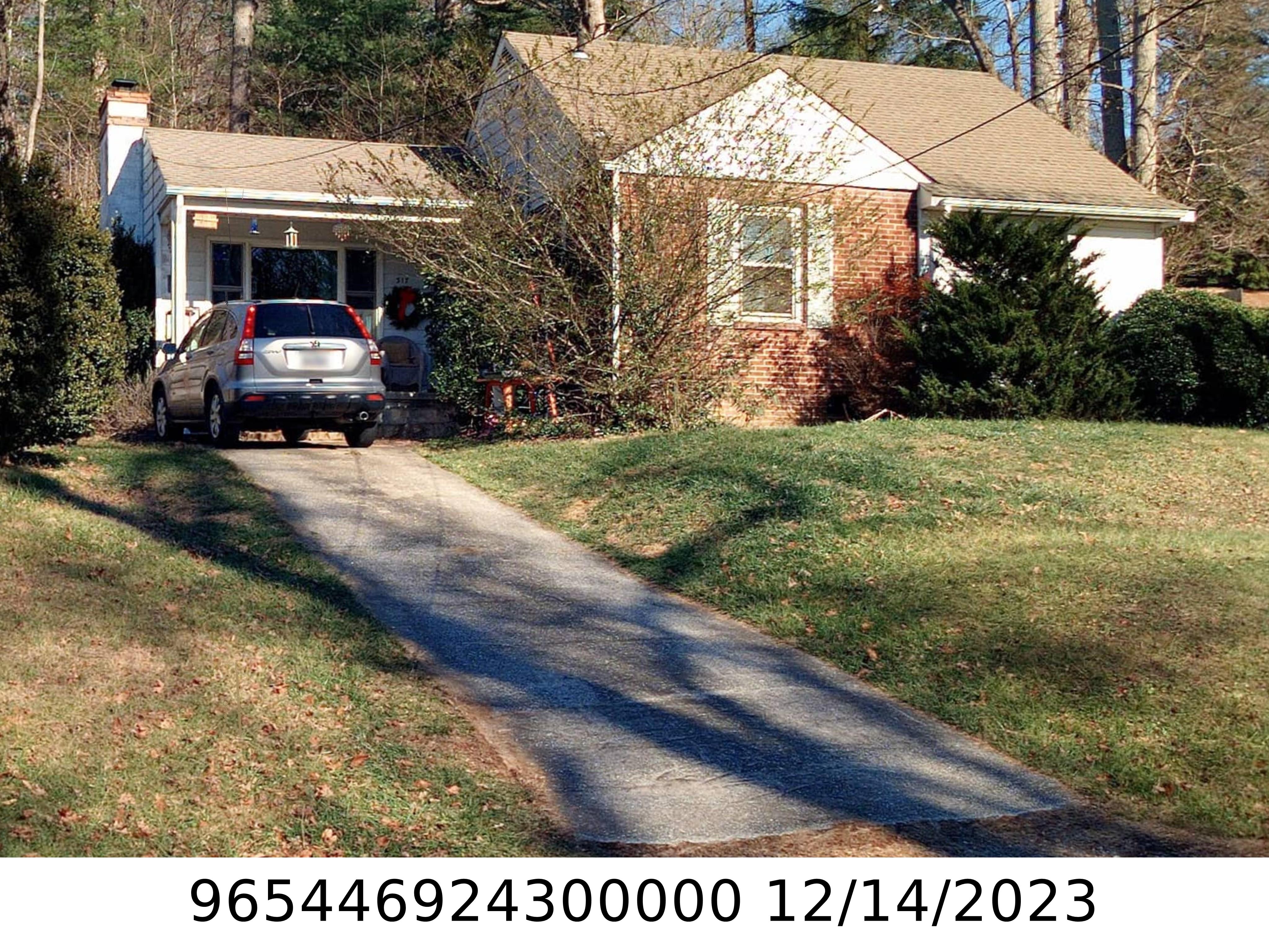 A picture of the property located at 317 ROYAL PINES DR, ARDEN NC 28704.