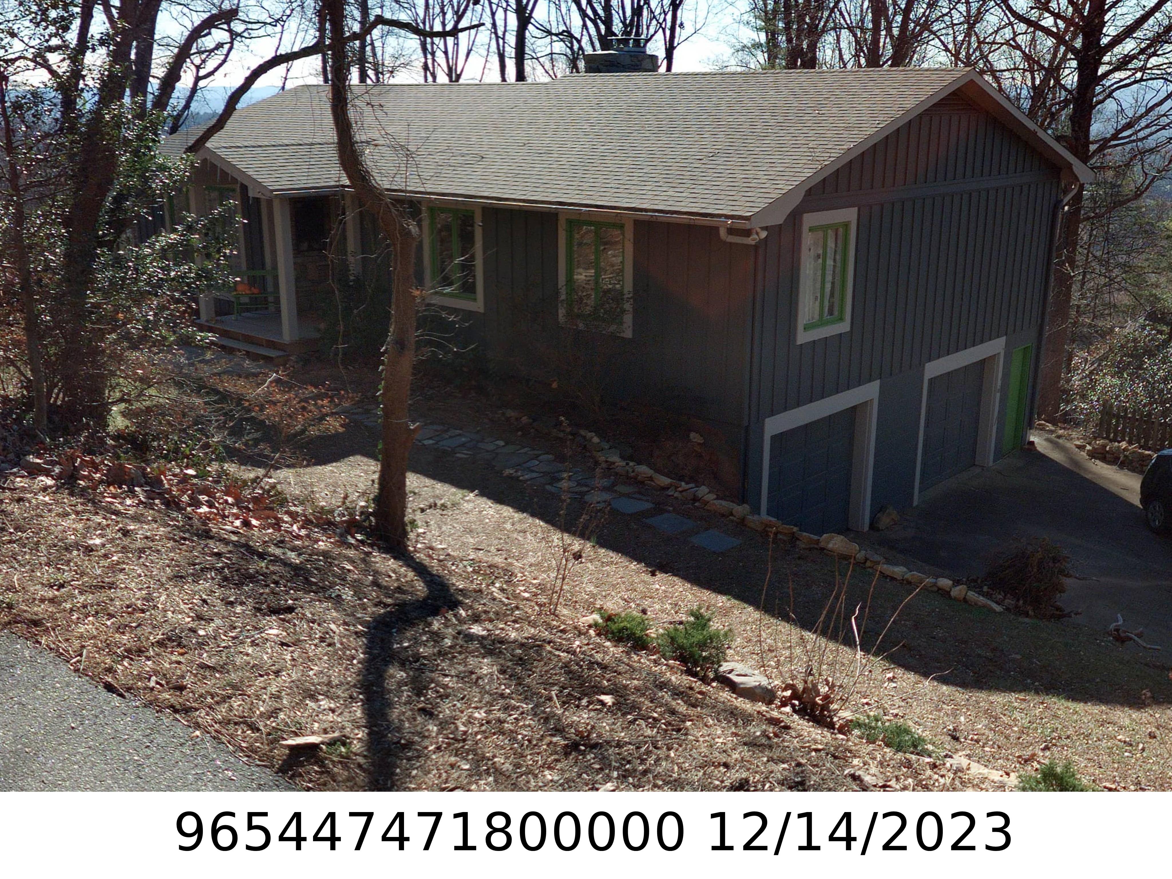 A picture of the property located at 78 RHODODENDRON DR, ARDEN NC 28704.