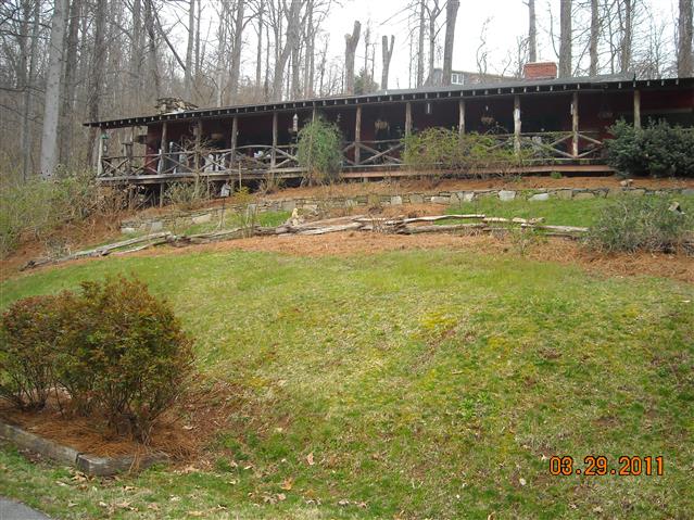 A picture of the property located at 3 COTTONWOOD DR, ARDEN NC 28704.