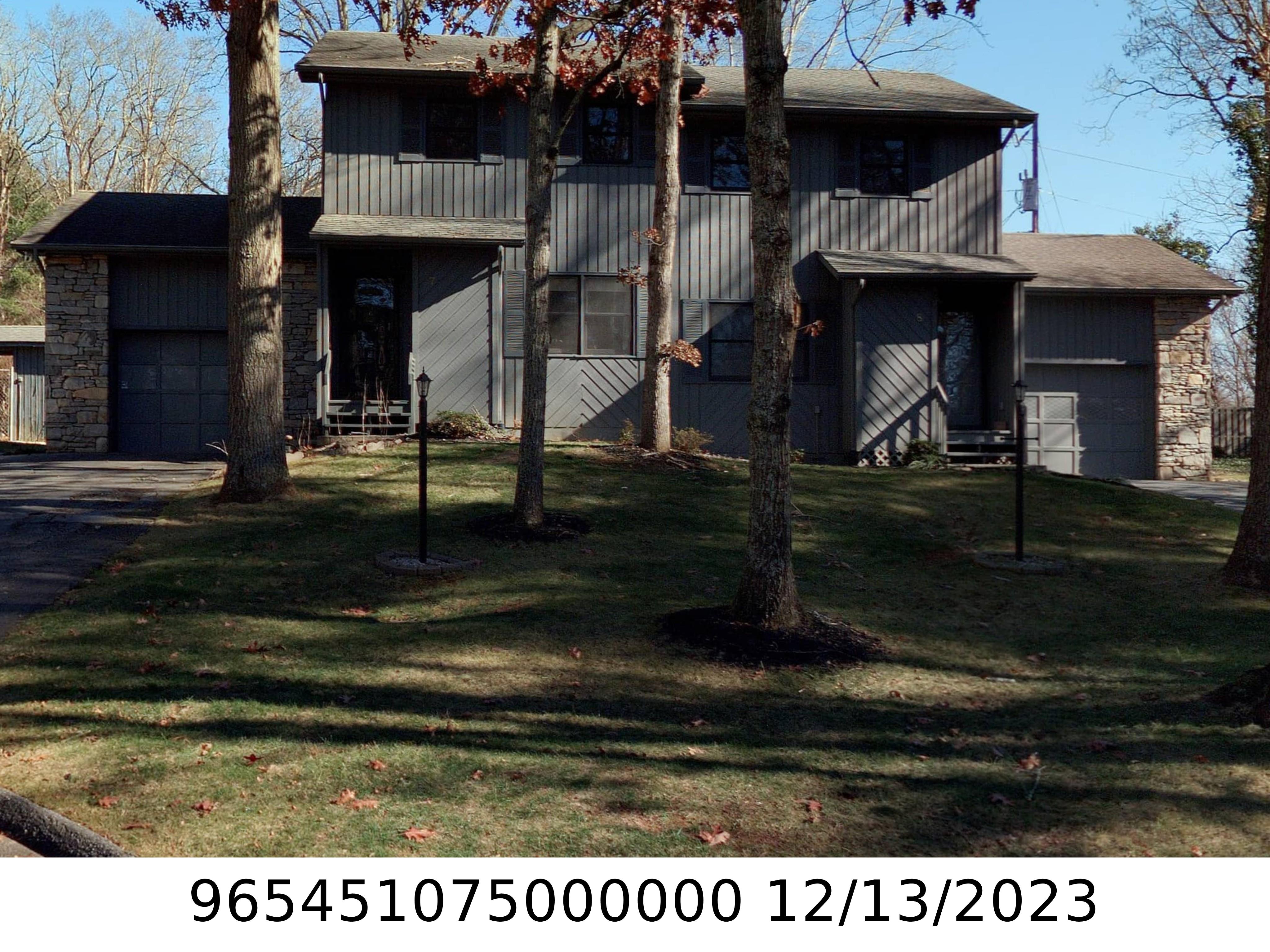 A picture of the property located at 7 PENSACOLA HTS, ARDEN NC 28704.
