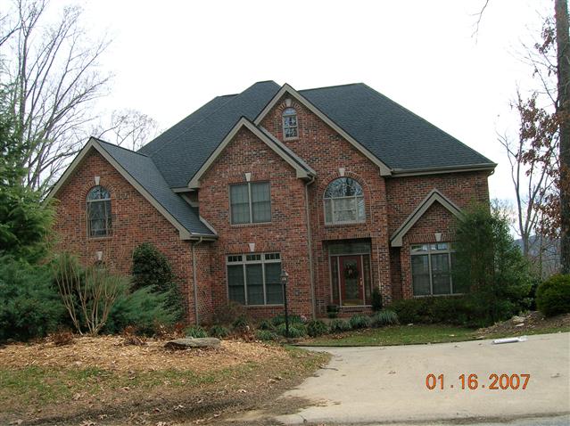 A picture of the property located at 37 GLEN COVE DR, ARDEN NC 28704.