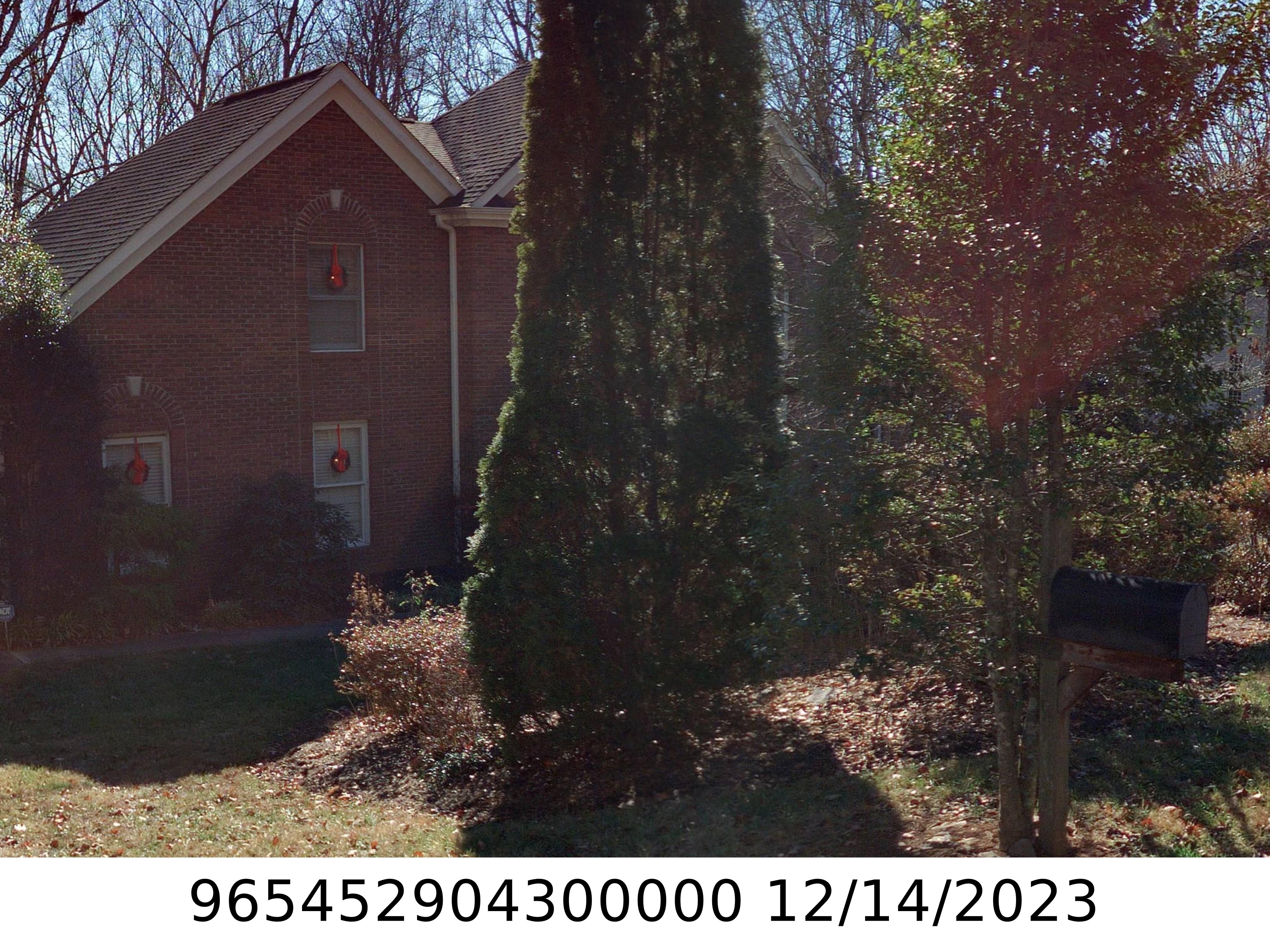 A picture of the property located at 54 GLEN COVE DR, ARDEN NC 28704.