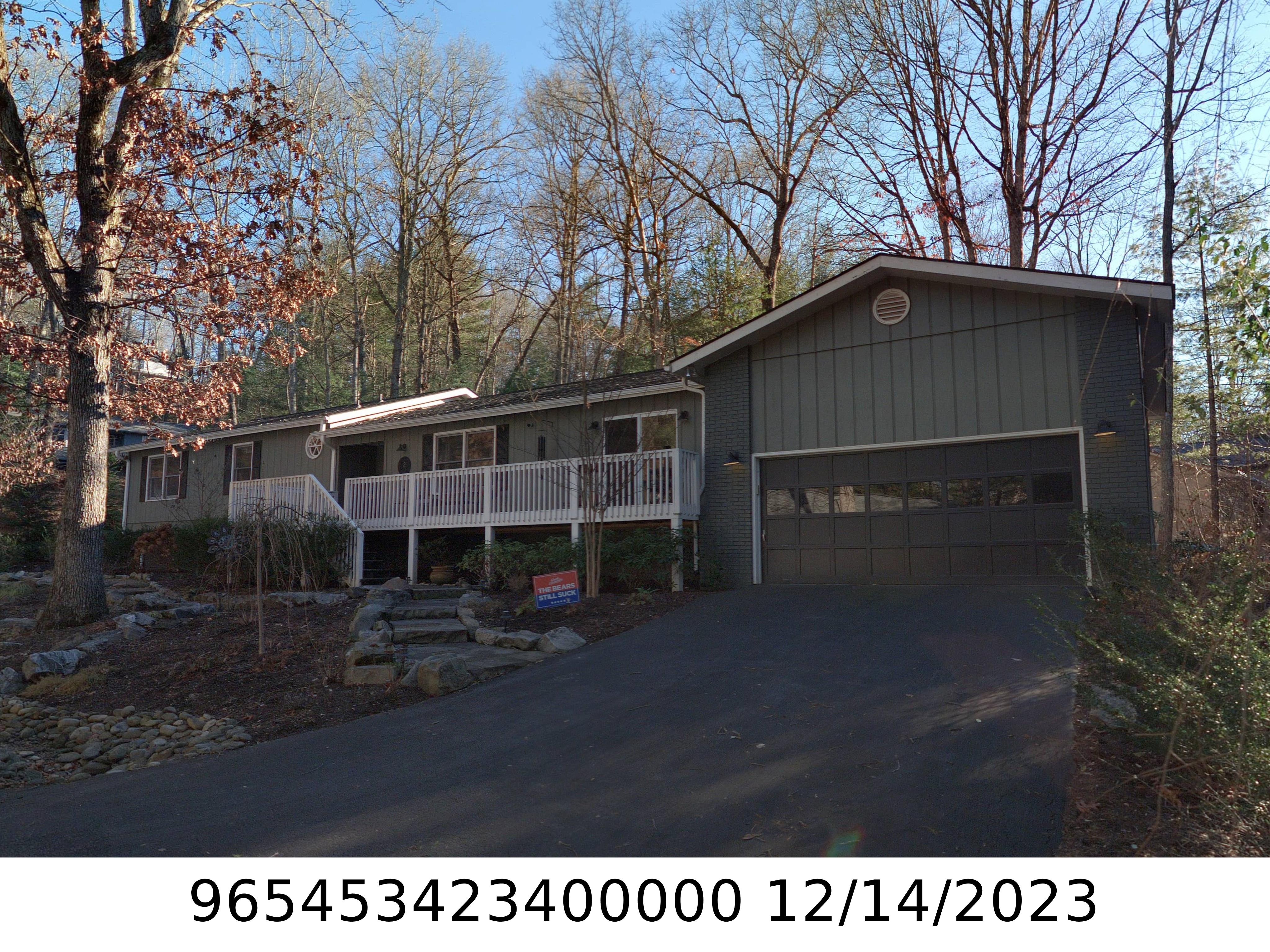 A picture of the property located at 2 SUNDANCE LN, ARDEN NC 28704.