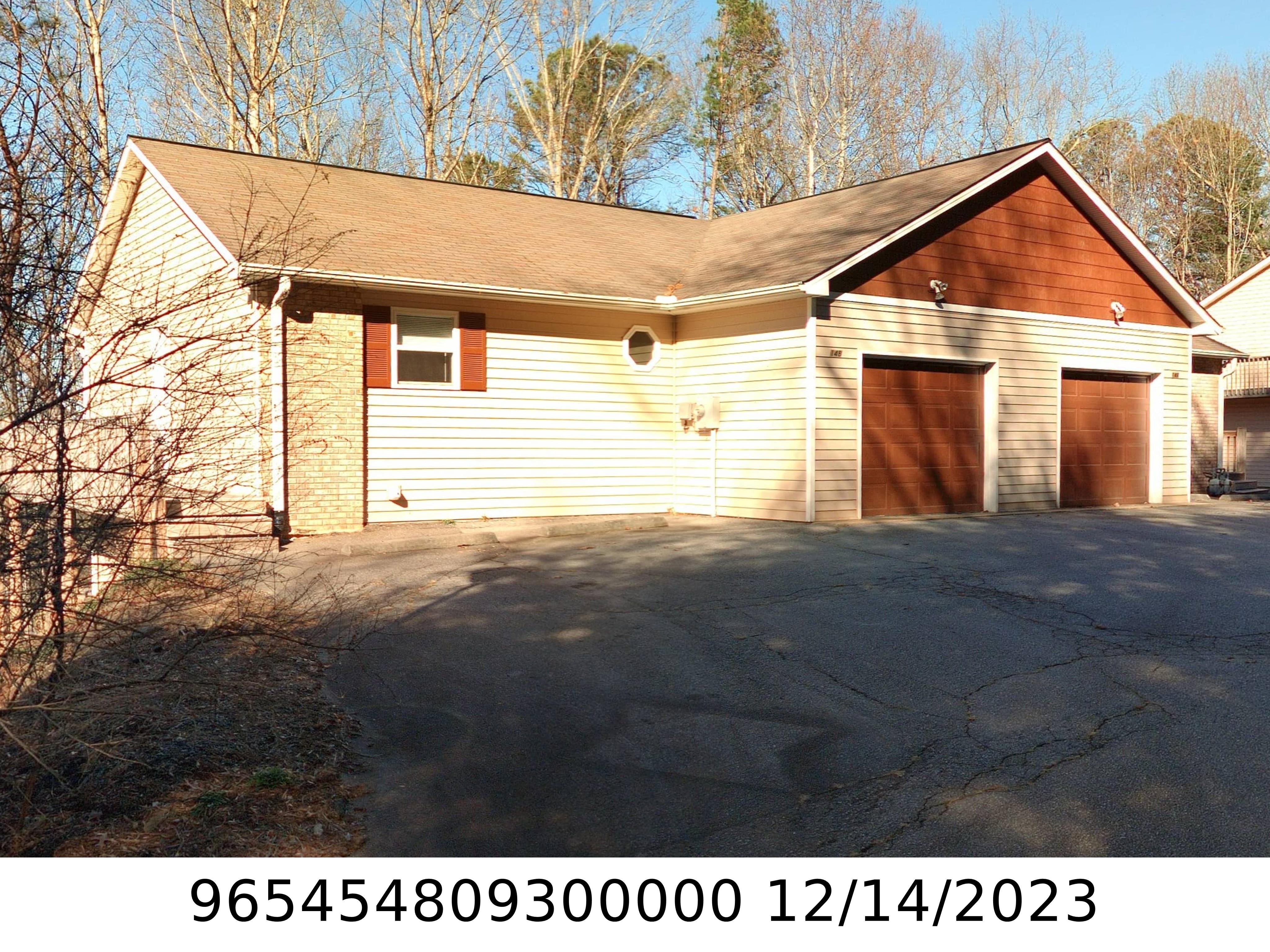 A picture of the property located at 14 HILLSBORO DR, ARDEN NC 28704.