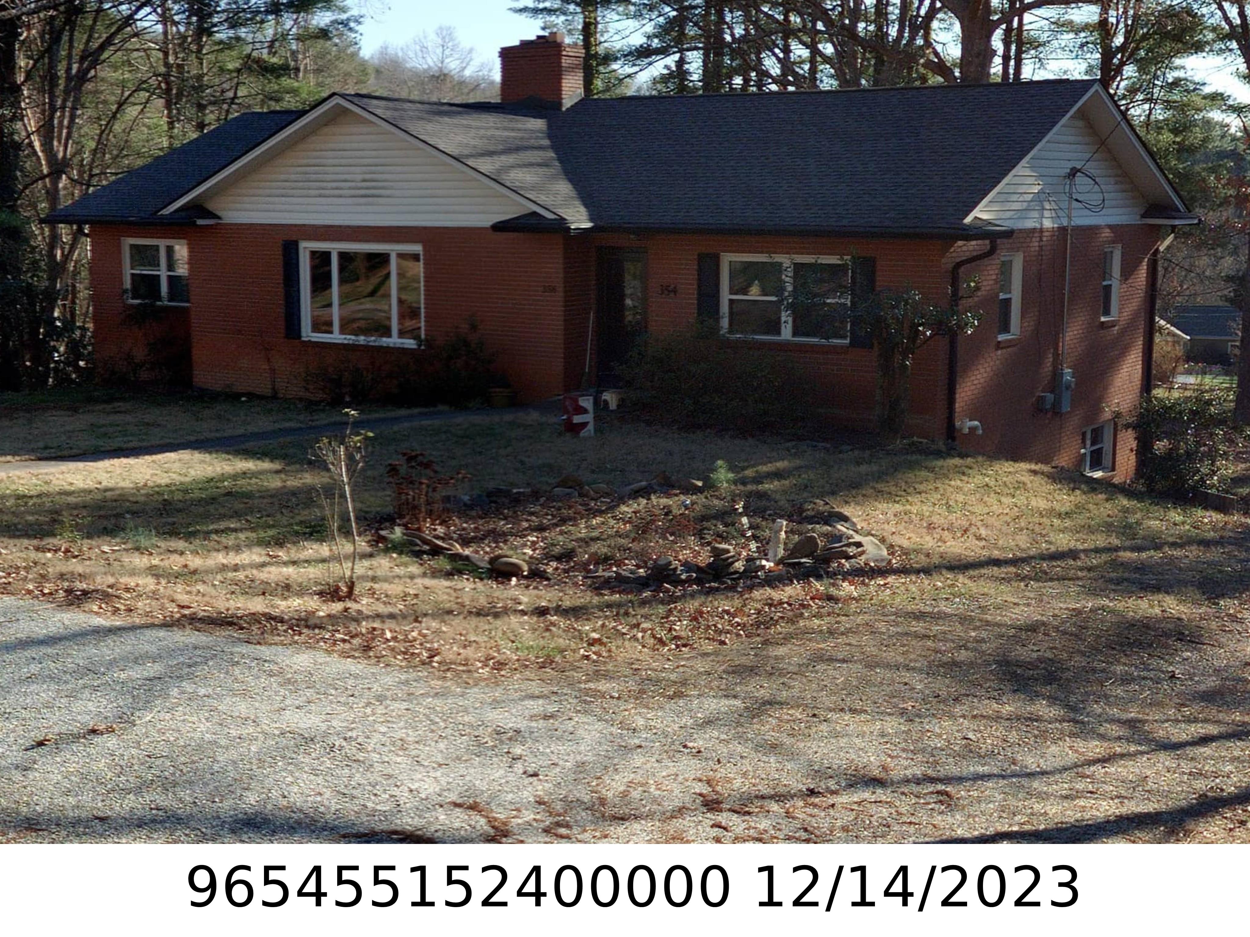 A picture of the property located at 354 SYCAMORE DR, ARDEN NC 28704.