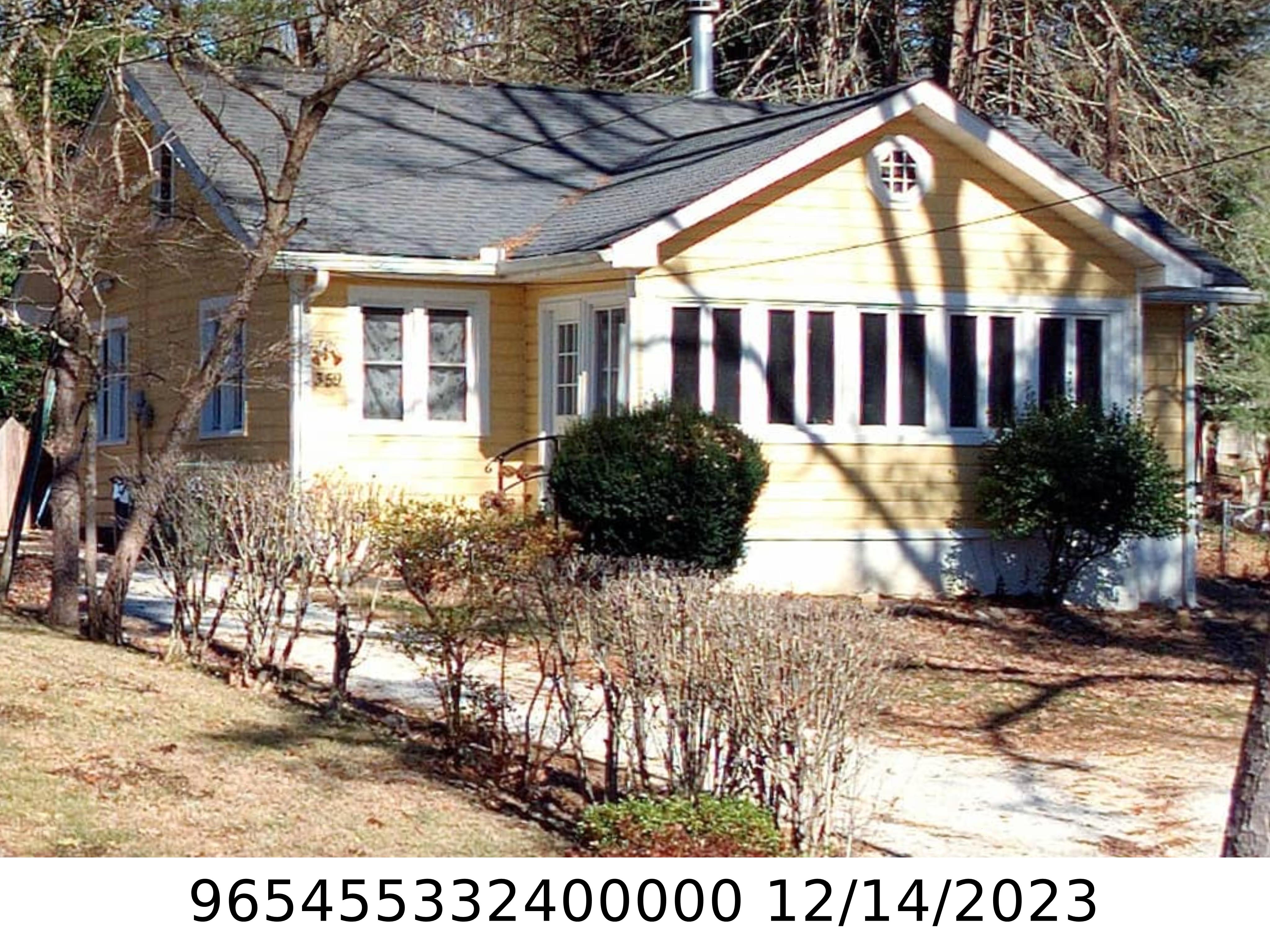 A picture of the property located at 359 CEDAR LN, ARDEN NC 28704.