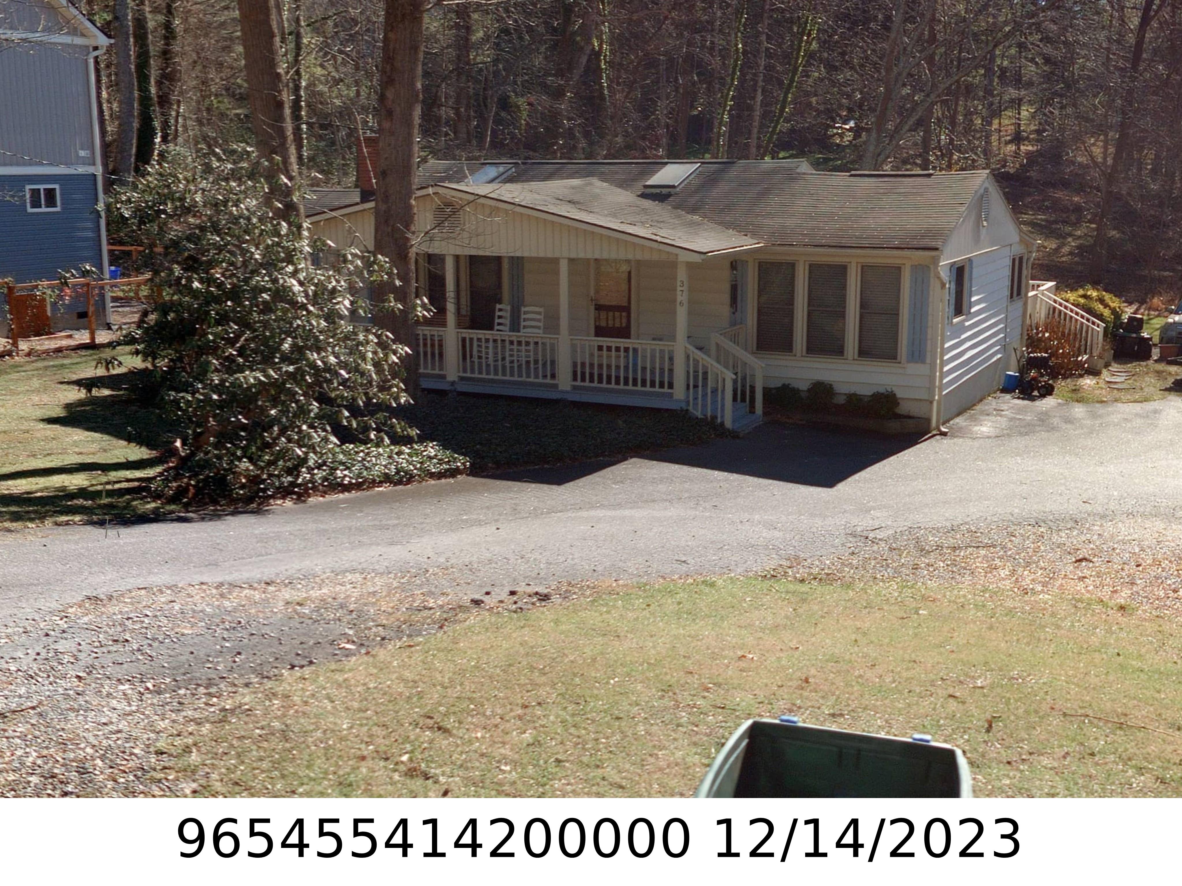 A picture of the property located at 376 CEDAR LN, ARDEN NC 28704.