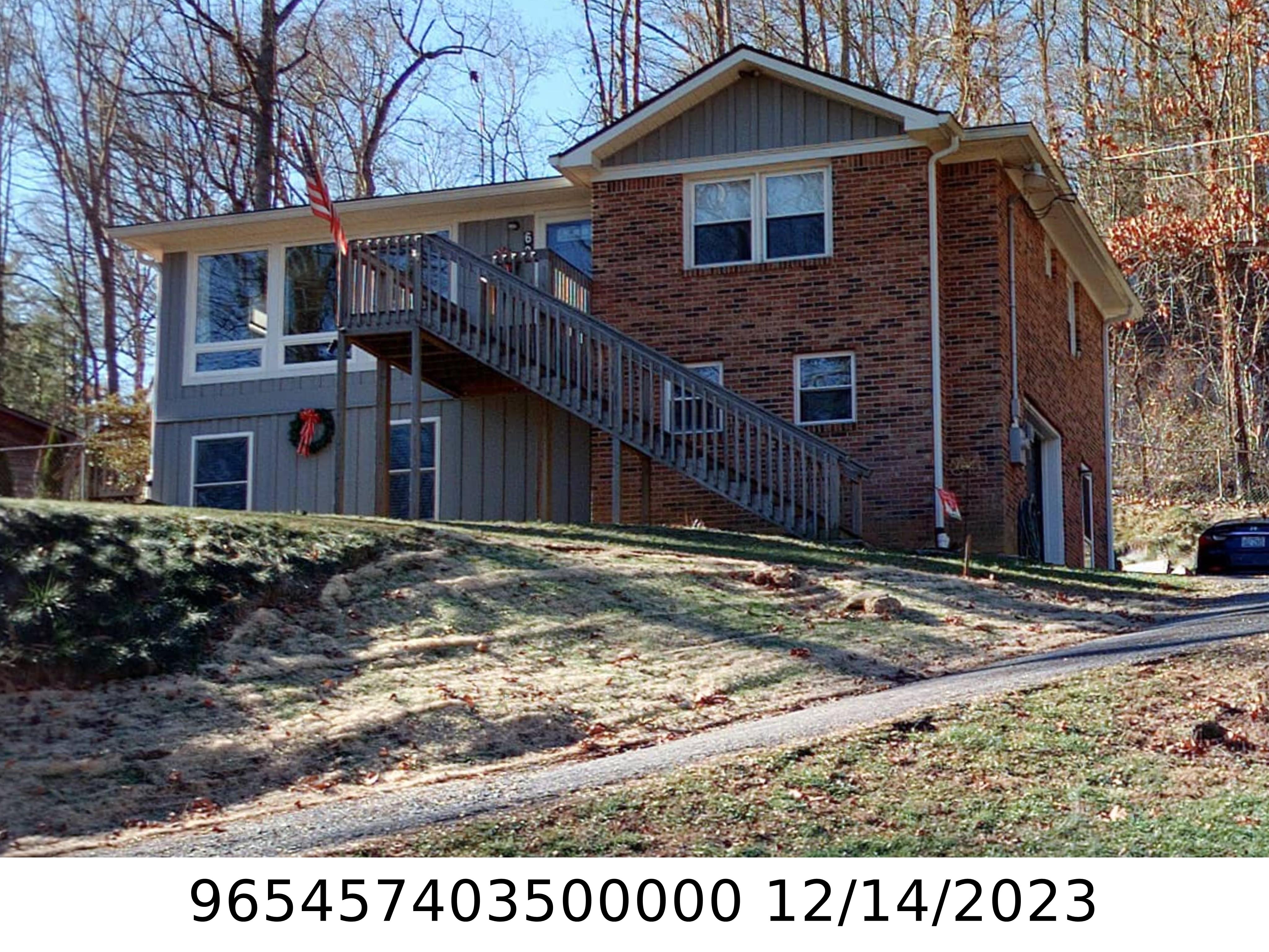 A picture of the property located at 41 MOUNT ROYAL DR, ARDEN NC 28704.
