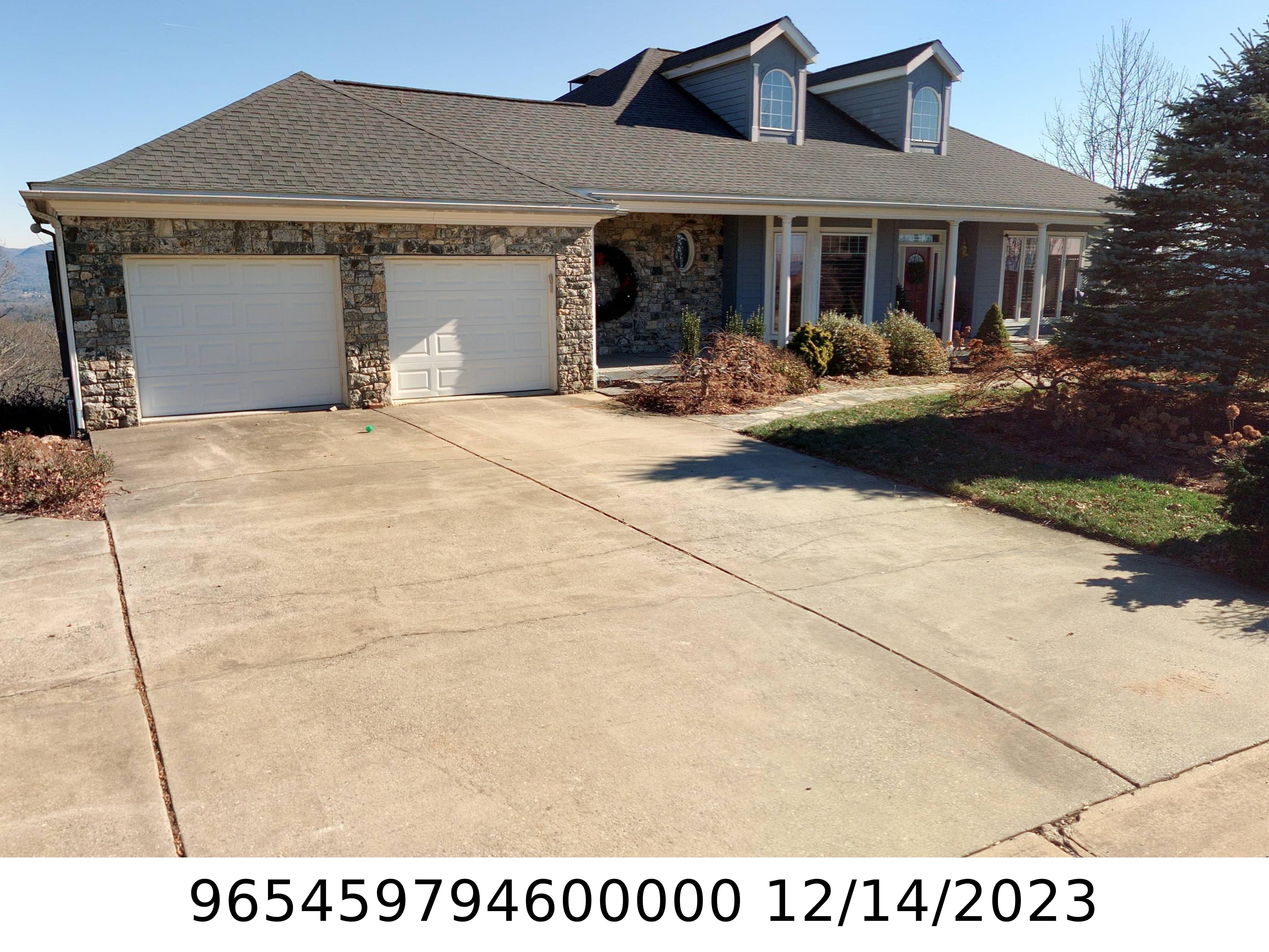 A picture of the property located at 119 STONE GATE DR, ARDEN NC 28704.