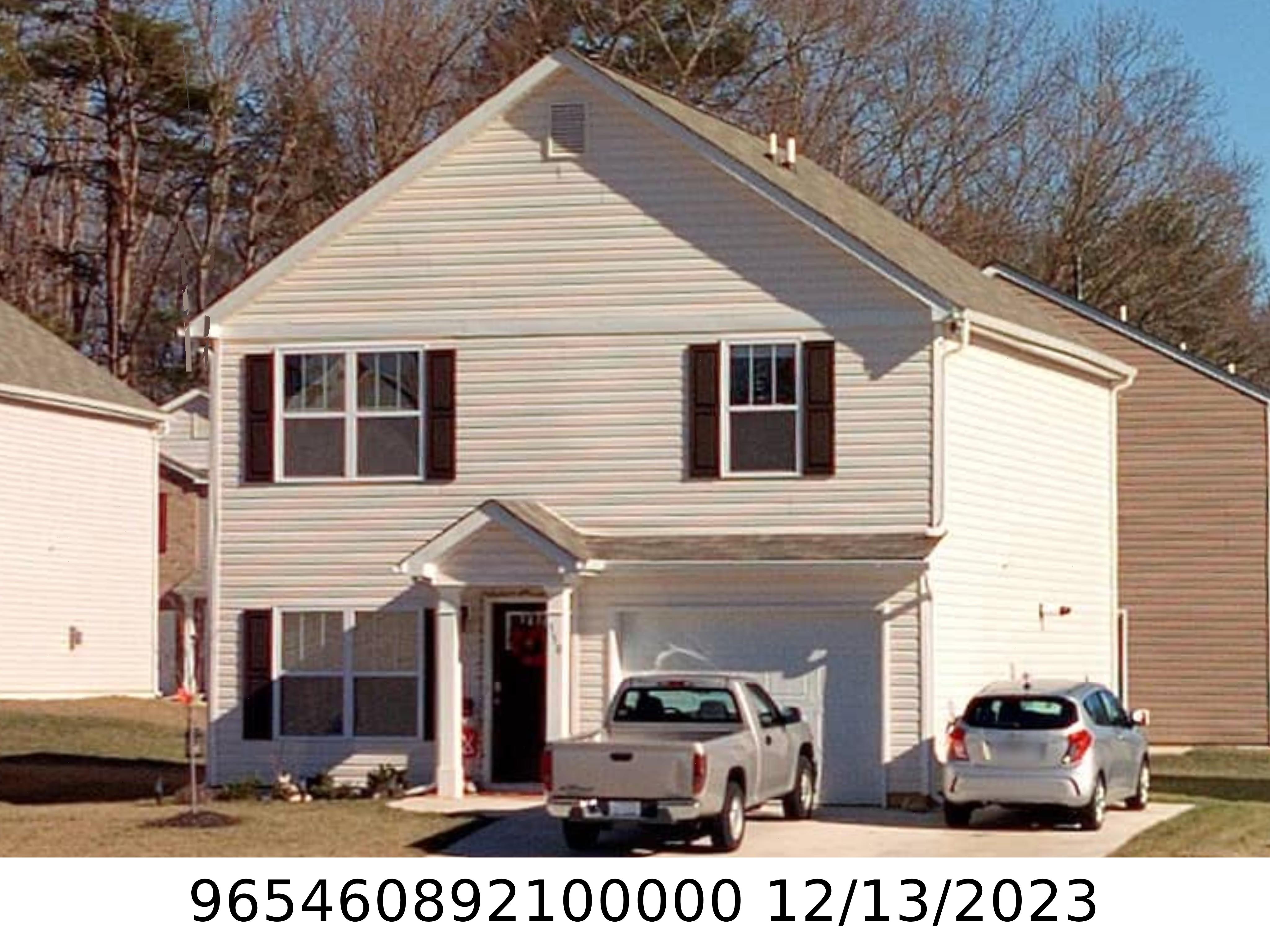 A picture of the property located at 315 OAK BRANCH RD, ARDEN NC 28704.