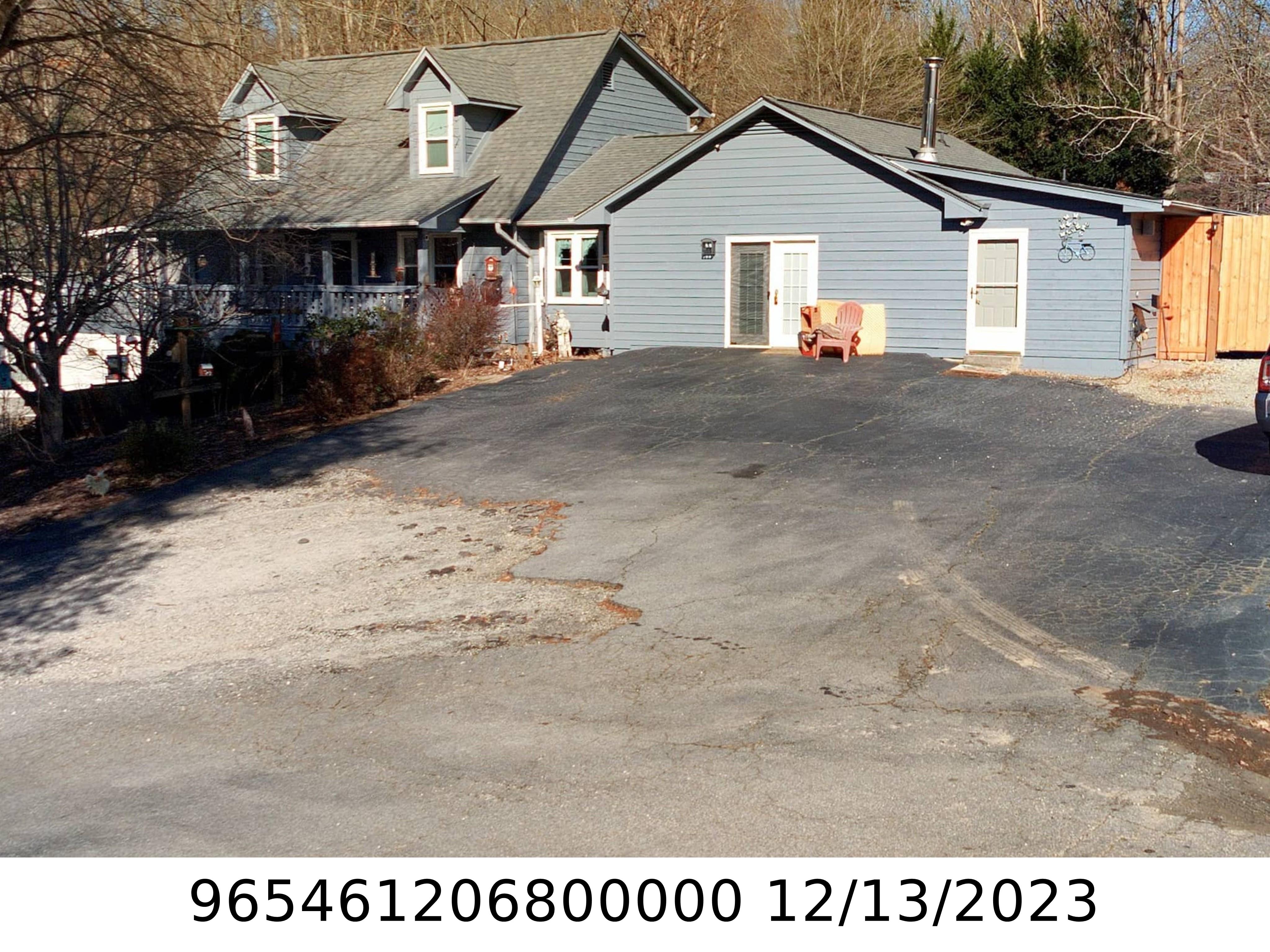 A picture of the property located at 20 PINNER RANCH DR, ARDEN NC 28704.