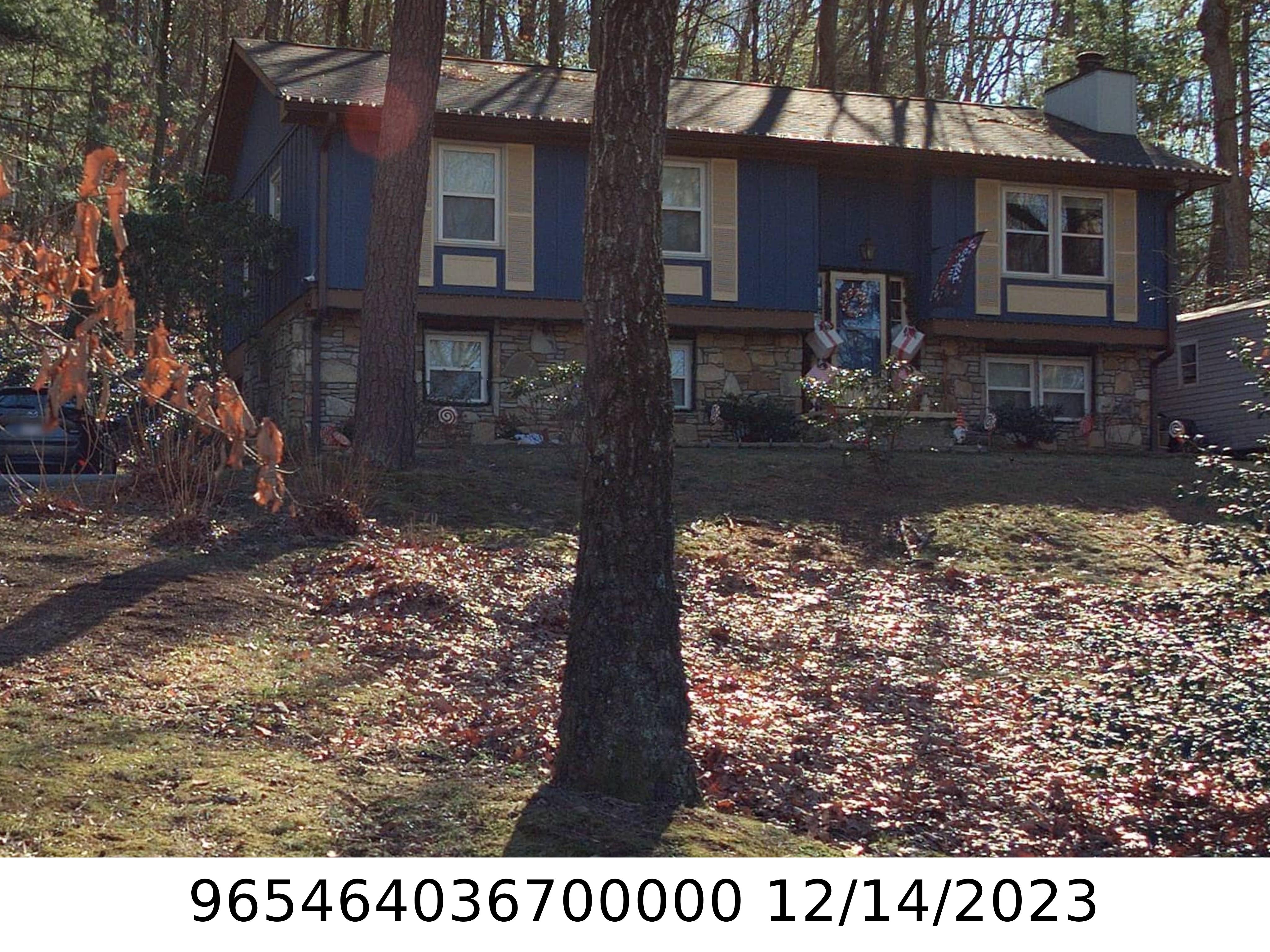 A picture of the property located at 225 TAMPA CIR, ARDEN NC 28704.