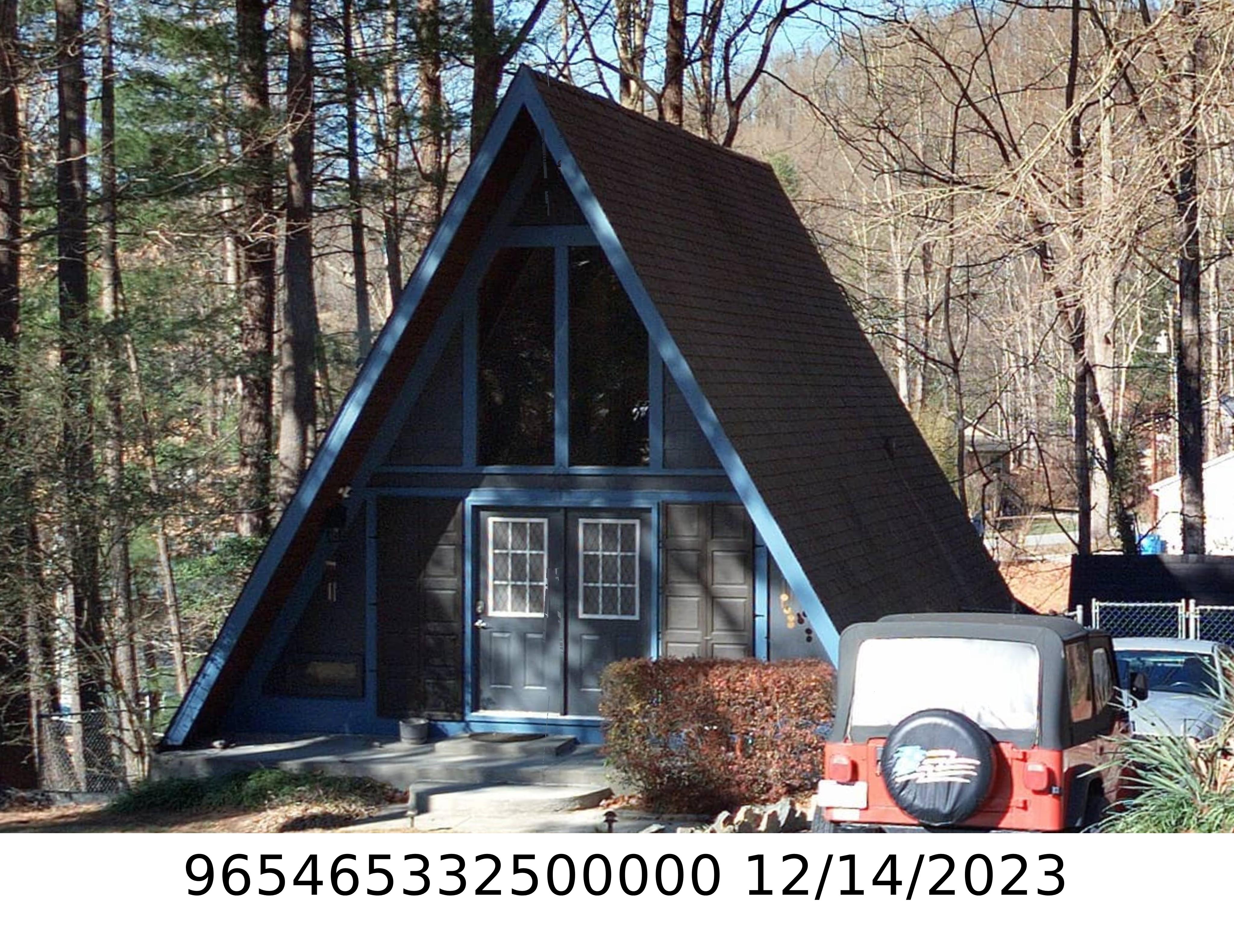 A picture of the property located at 455 CEDAR LN, ARDEN NC 28704.