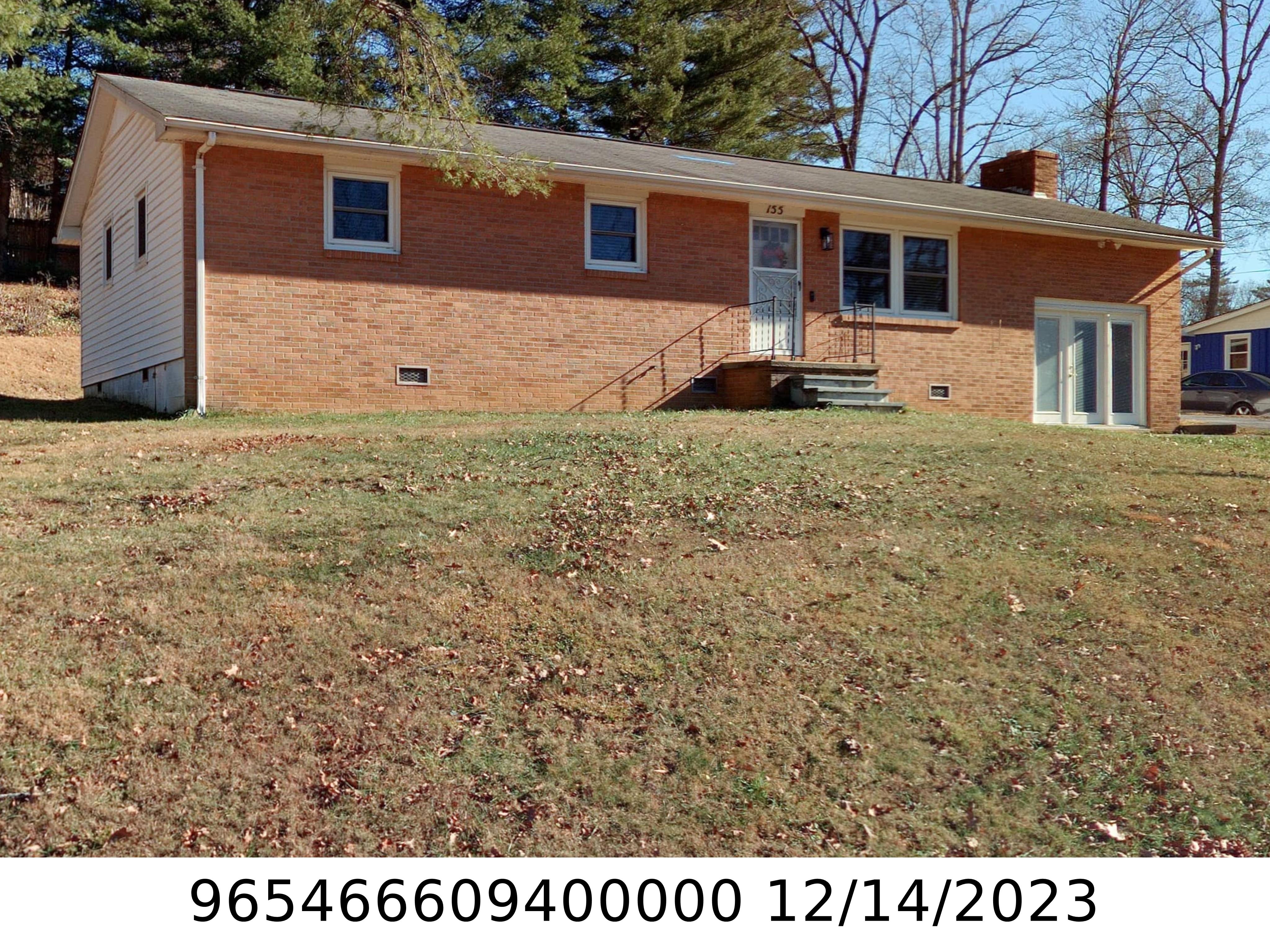 A picture of the property located at 155 CHESTNUT PL, ARDEN NC 28704.