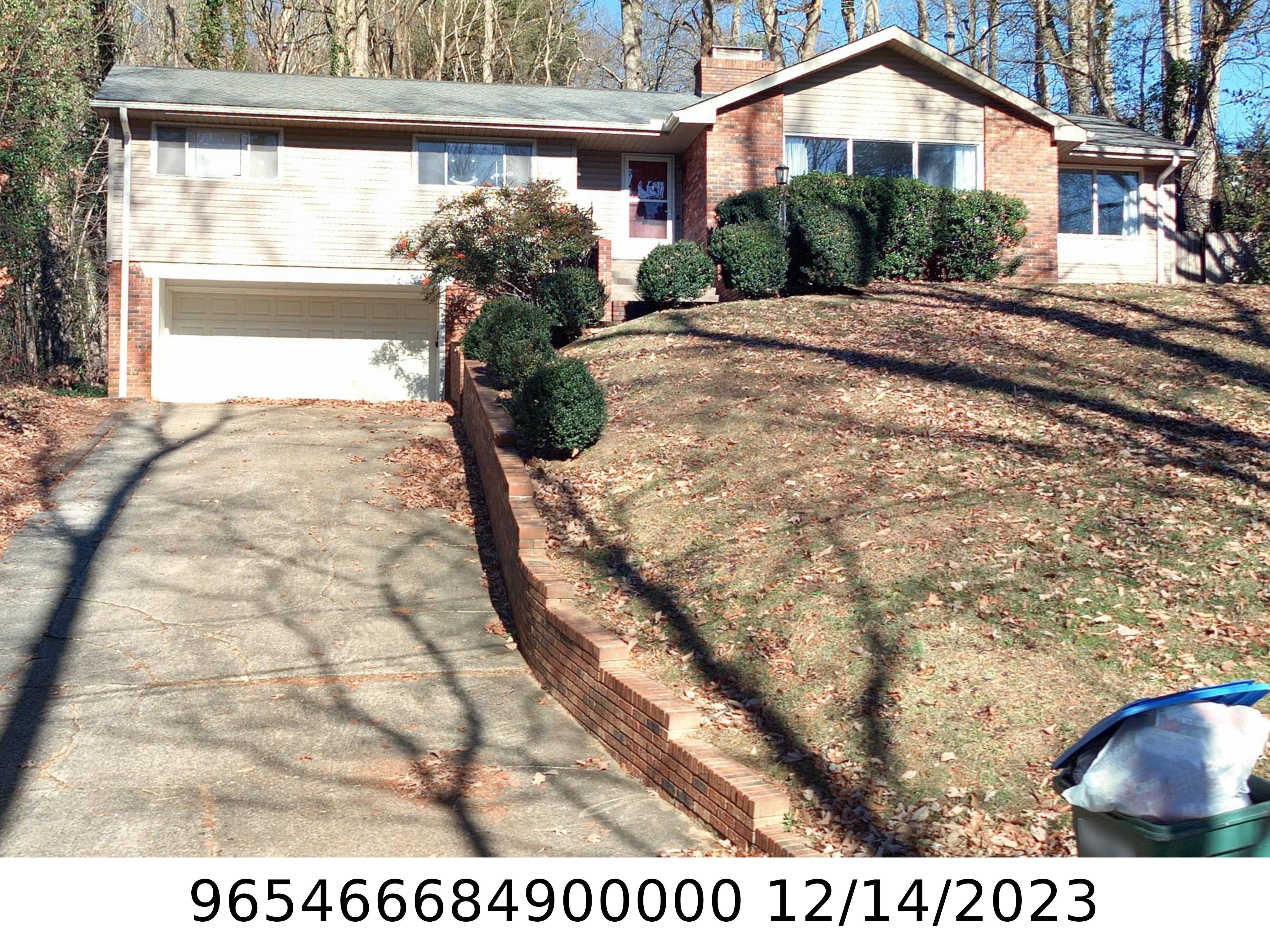 A picture of the property located at 475 ROYAL PINES DR, ARDEN NC 28704.