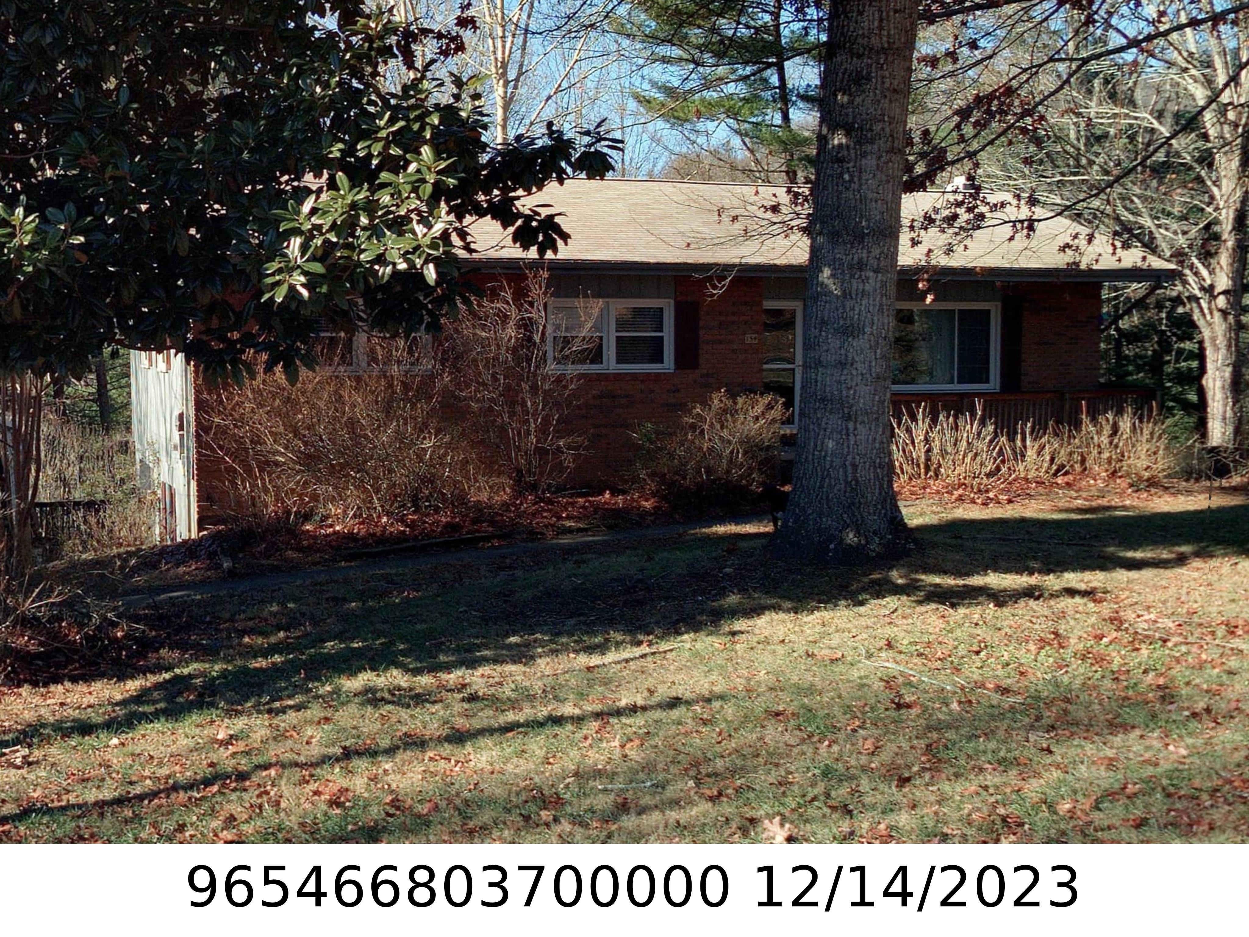 A picture of the property located at 154 OAK TER, ARDEN NC 28704.
