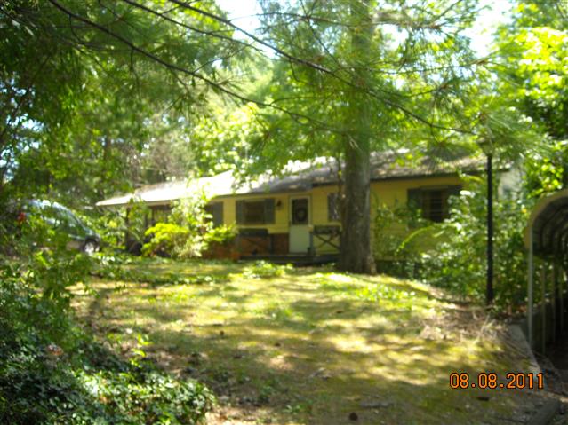 A picture of the property located at 150 MOUNT ROYAL DR, ARDEN NC 28704.