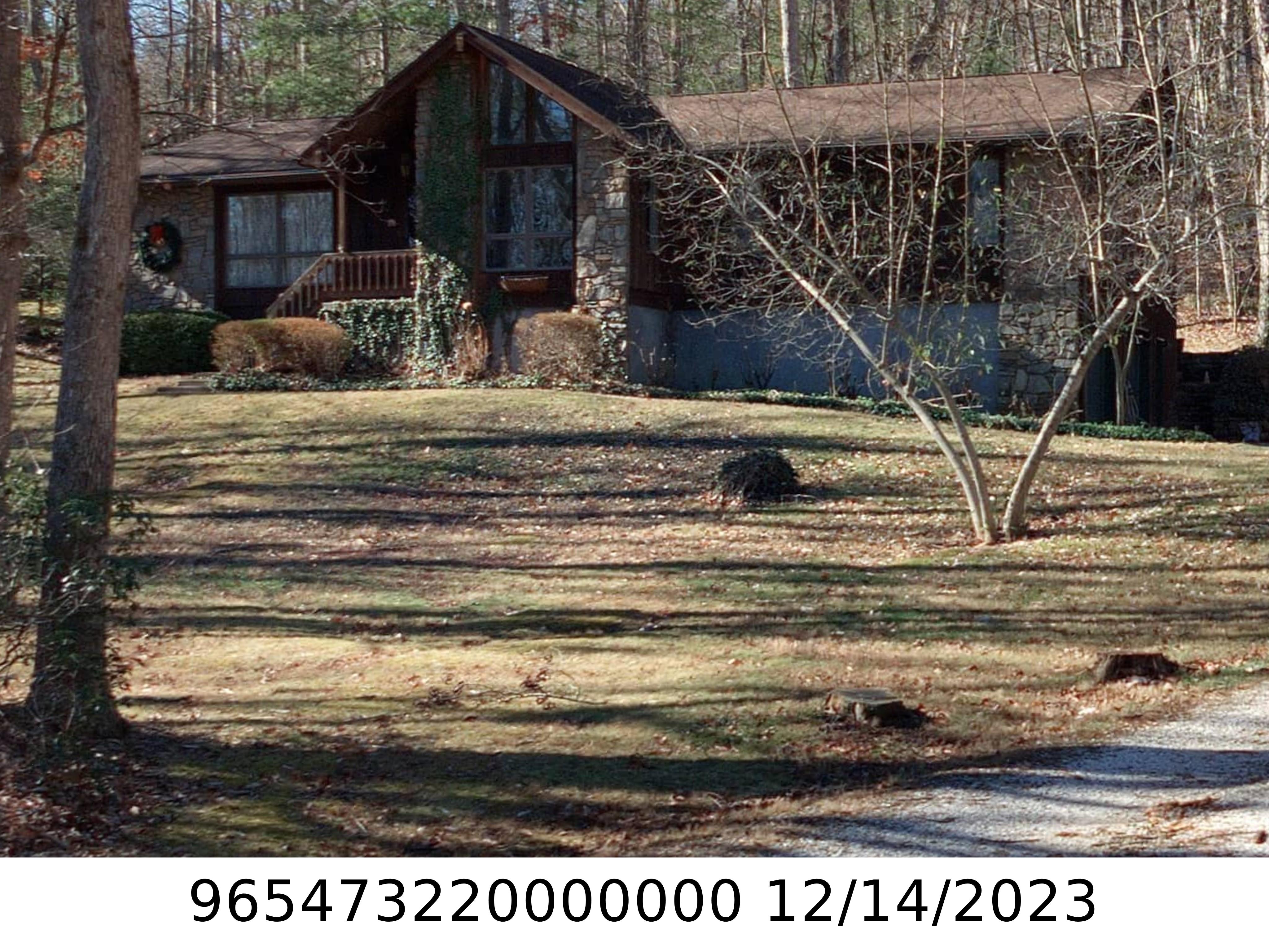 A picture of the property located at 12 WOODMERE DR, ARDEN NC 28704.