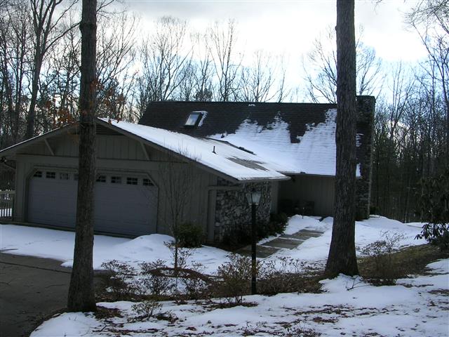A picture of the property located at 5 WOODMERE DR, ARDEN NC 28704.
