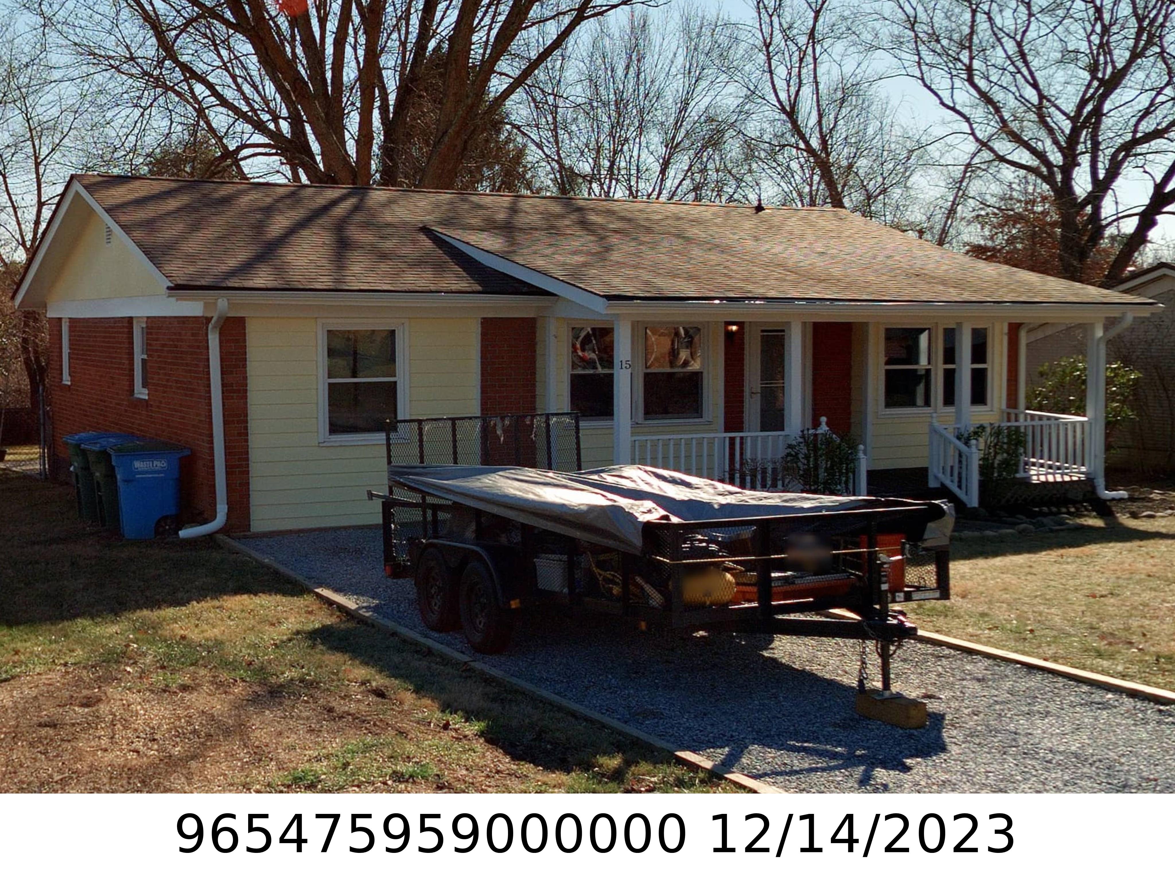 A picture of the property located at 15 OAK LEAF LN, ARDEN NC 28704.