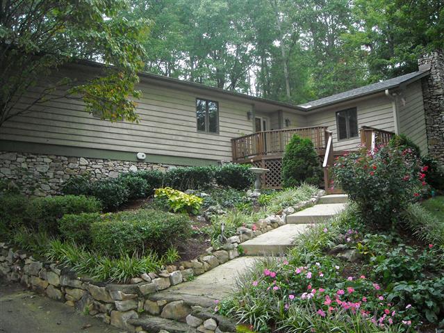 A picture of the property located at 22 HICKORY HILLS DR, ARDEN NC 28704.