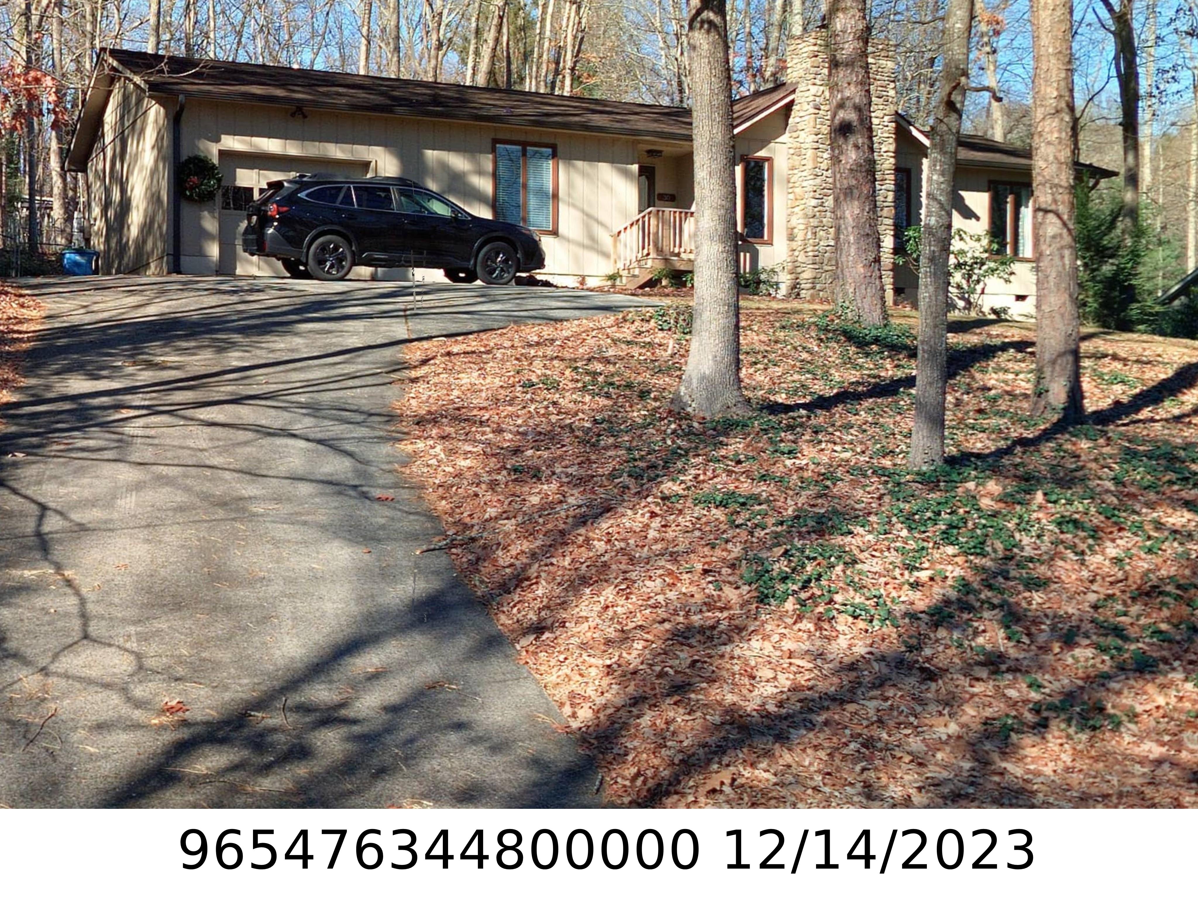 A picture of the property located at 30 HICKORY HILLS DR, ARDEN NC 28704.