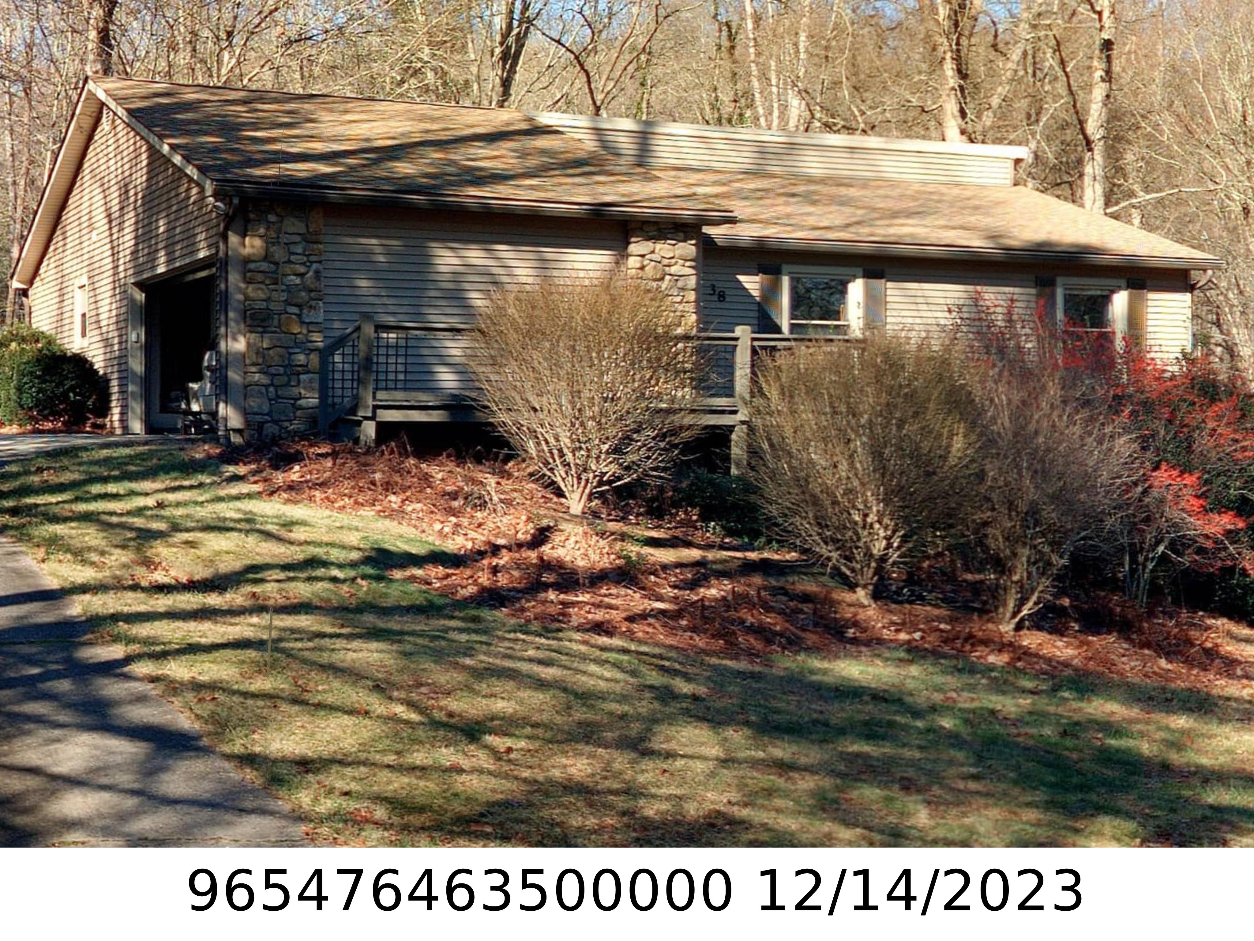 A picture of the property located at 38 HICKORY HILLS DR, ARDEN NC 28704.