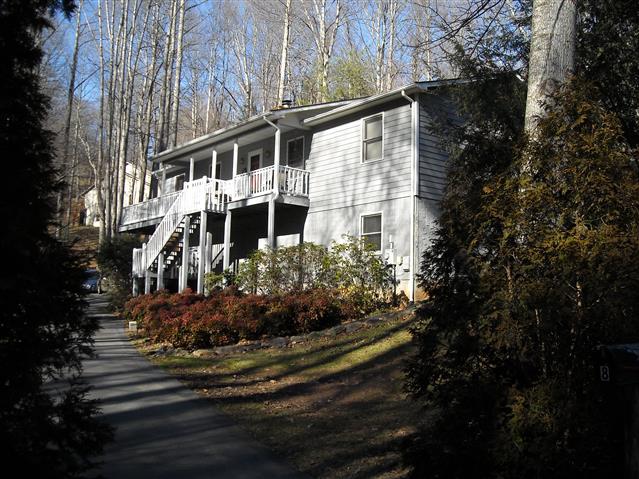 A picture of the property located at 8 WESTON LN, ARDEN NC 28704.