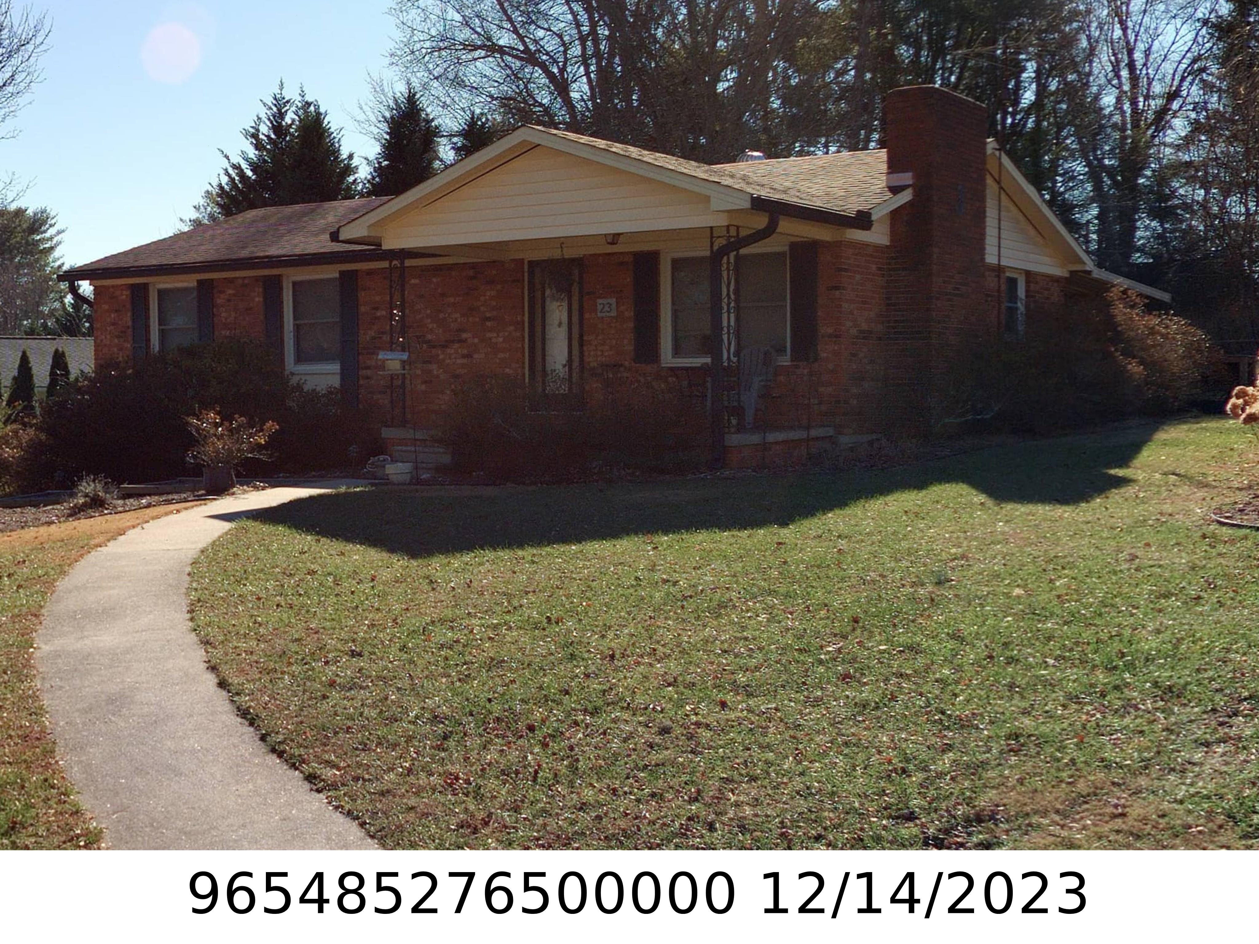A picture of the property located at 23 OAK LEAF LN, ARDEN NC 28704.