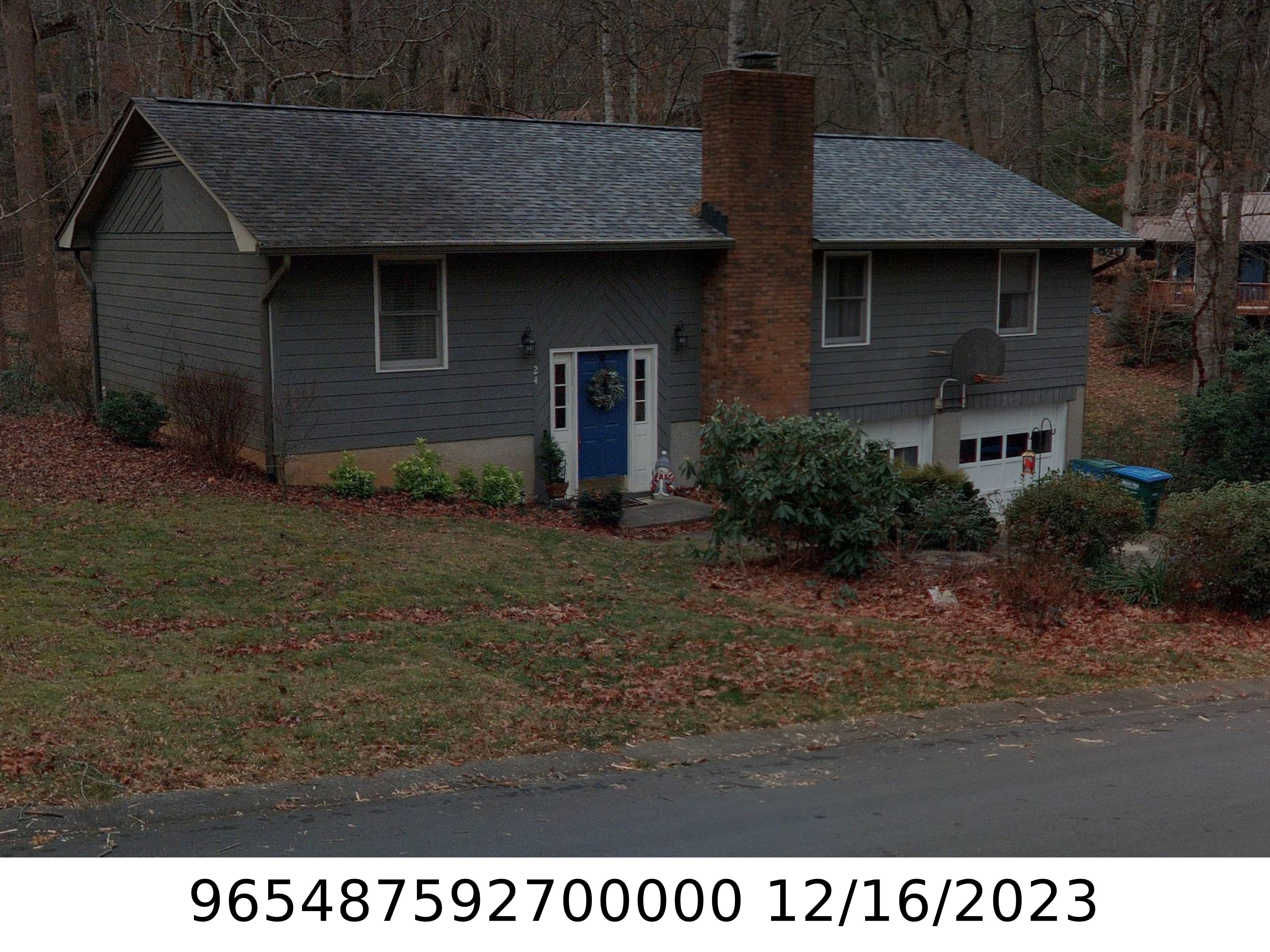 A picture of the property located at 24 MUIRFIELD DR, ARDEN NC 28704.