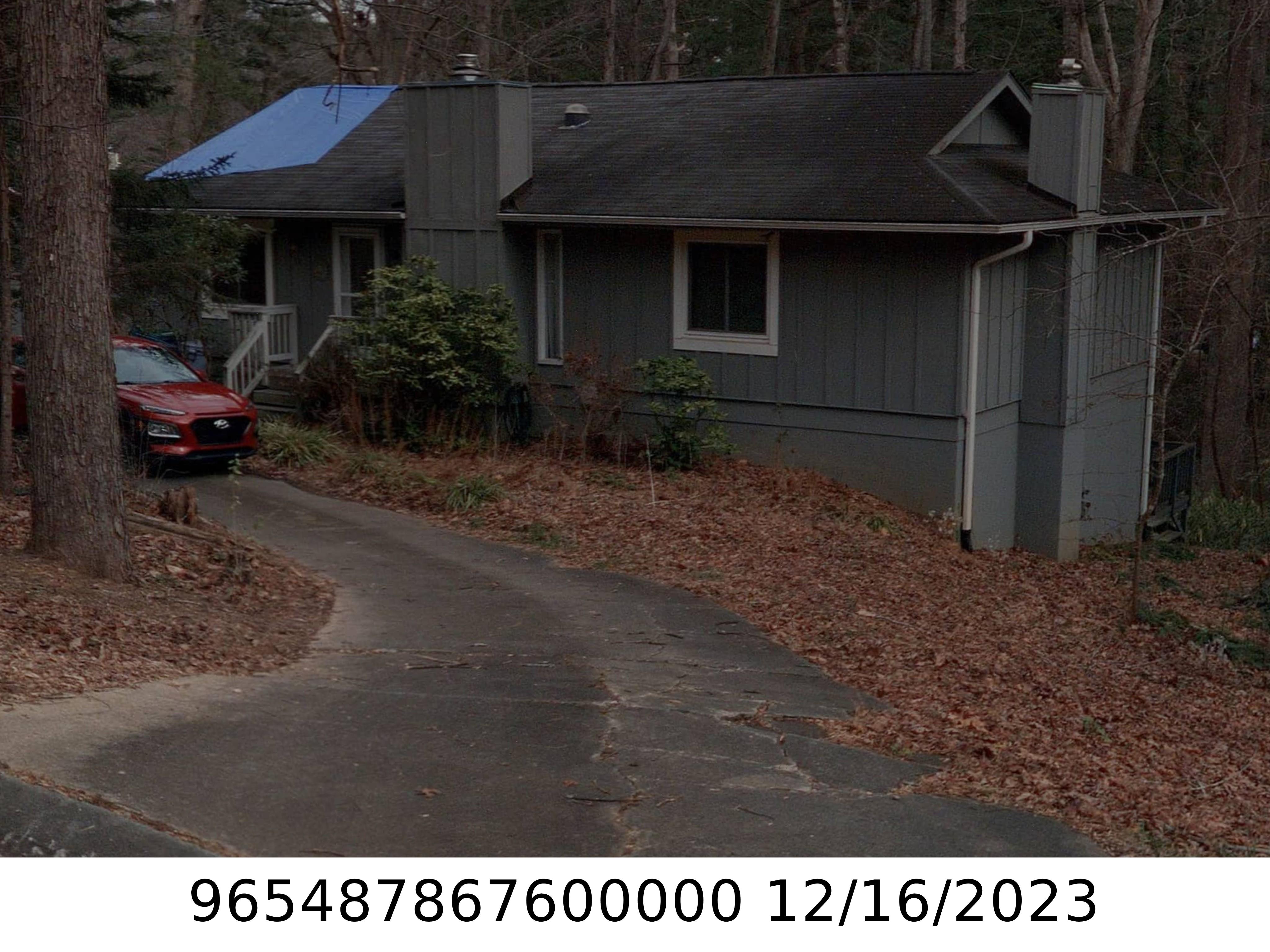 A picture of the property located at 19 MUIRFIELD DR, ARDEN NC 28704.