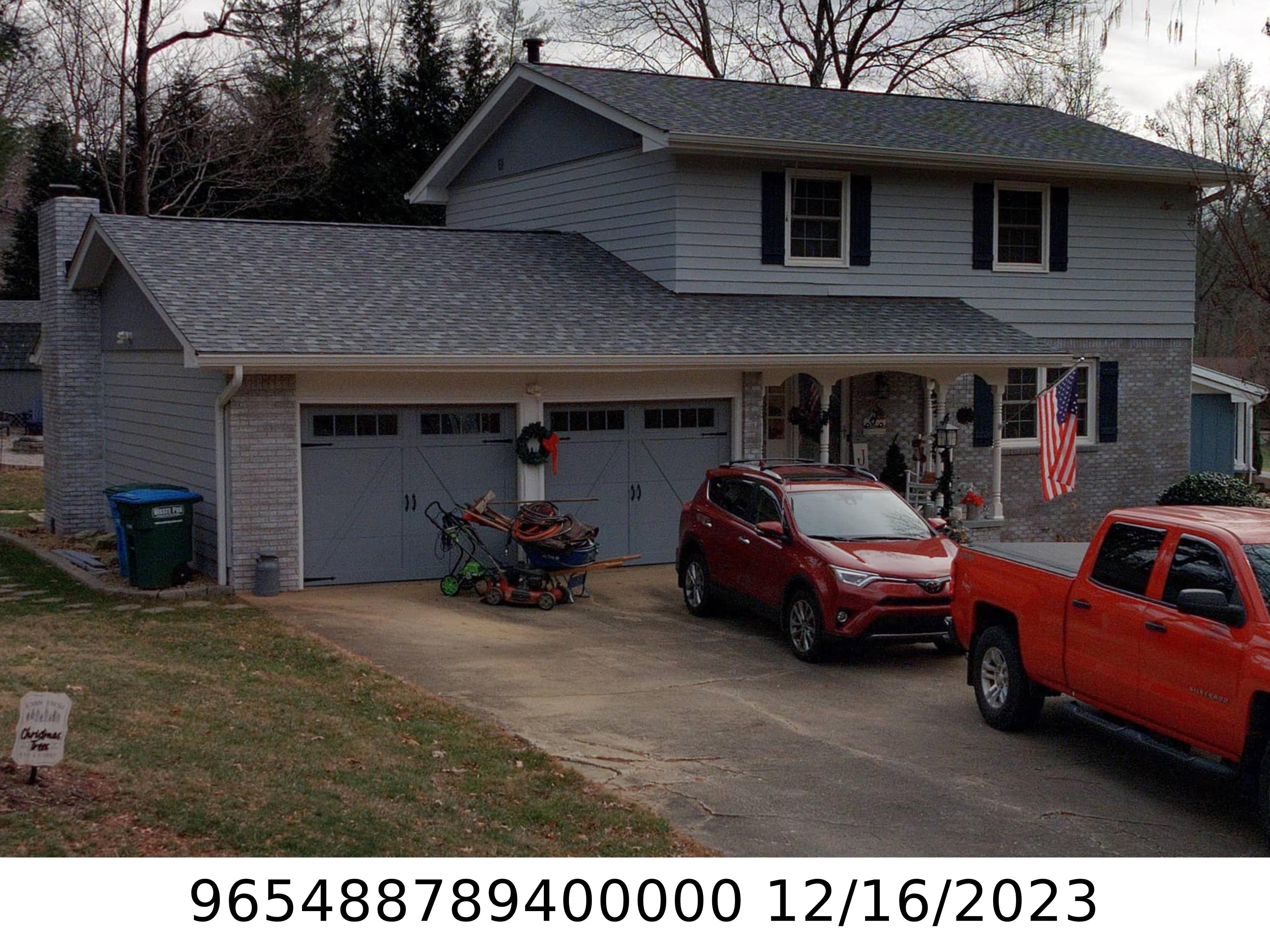 A picture of the property located at 2 CRESTBROOK DR, ARDEN NC 28704.