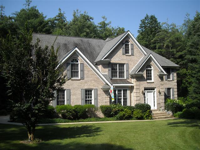 A picture of the property located at 6 FIRESTONE DR, ARDEN NC 28704.