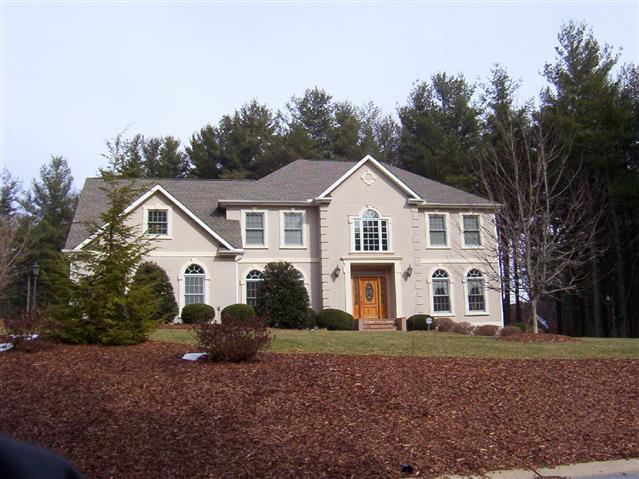 A picture of the property located at 5 DUNNWOODY DR, ARDEN NC 28704.