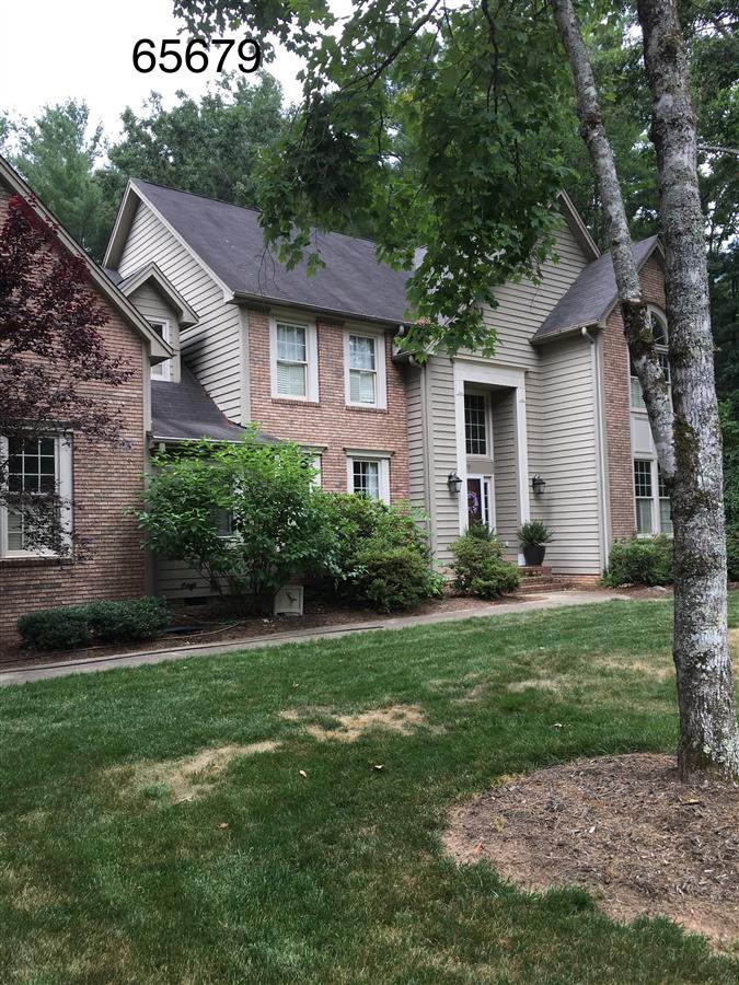 A picture of the property located at 29 COVENTRY WOODS DR, ARDEN NC 28704.