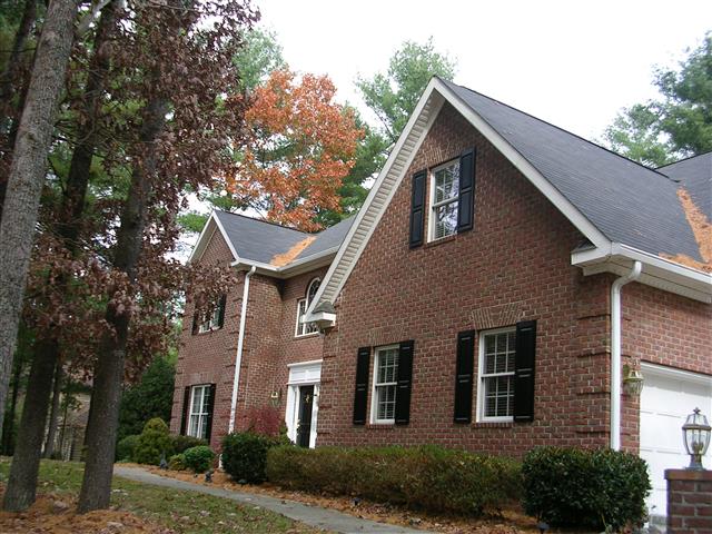 A picture of the property located at 30 COVENTRY WOODS DR, ARDEN NC 28704.