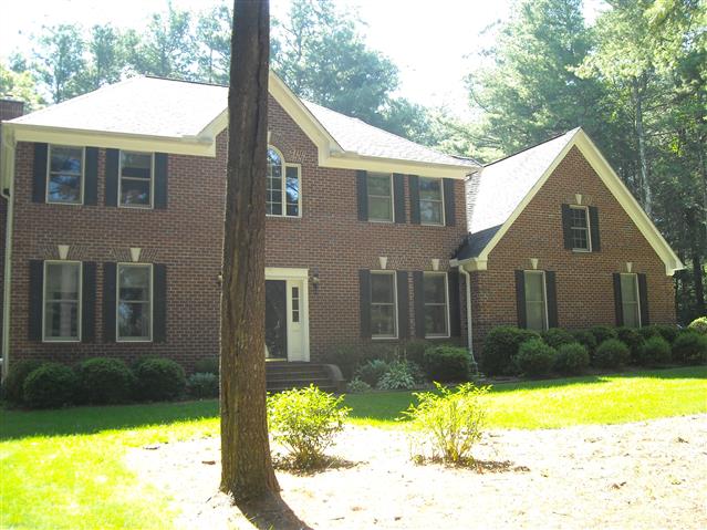A picture of the property located at 16 COVENTRY WOODS DR, ARDEN NC 28704.