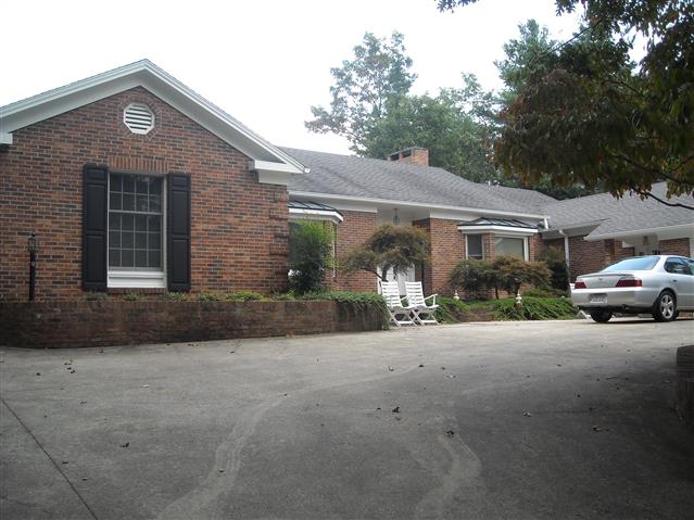 A picture of the property located at 35 TREE TOP DR, ARDEN NC 28704.