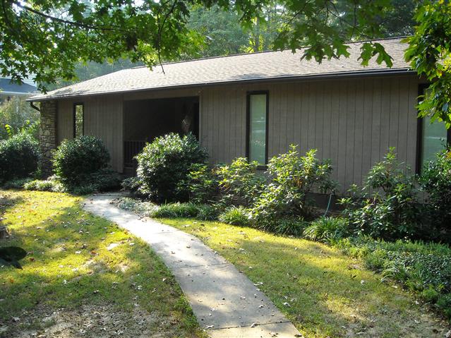 A picture of the property located at 23 GLEN CREST DR, ARDEN NC 28704.