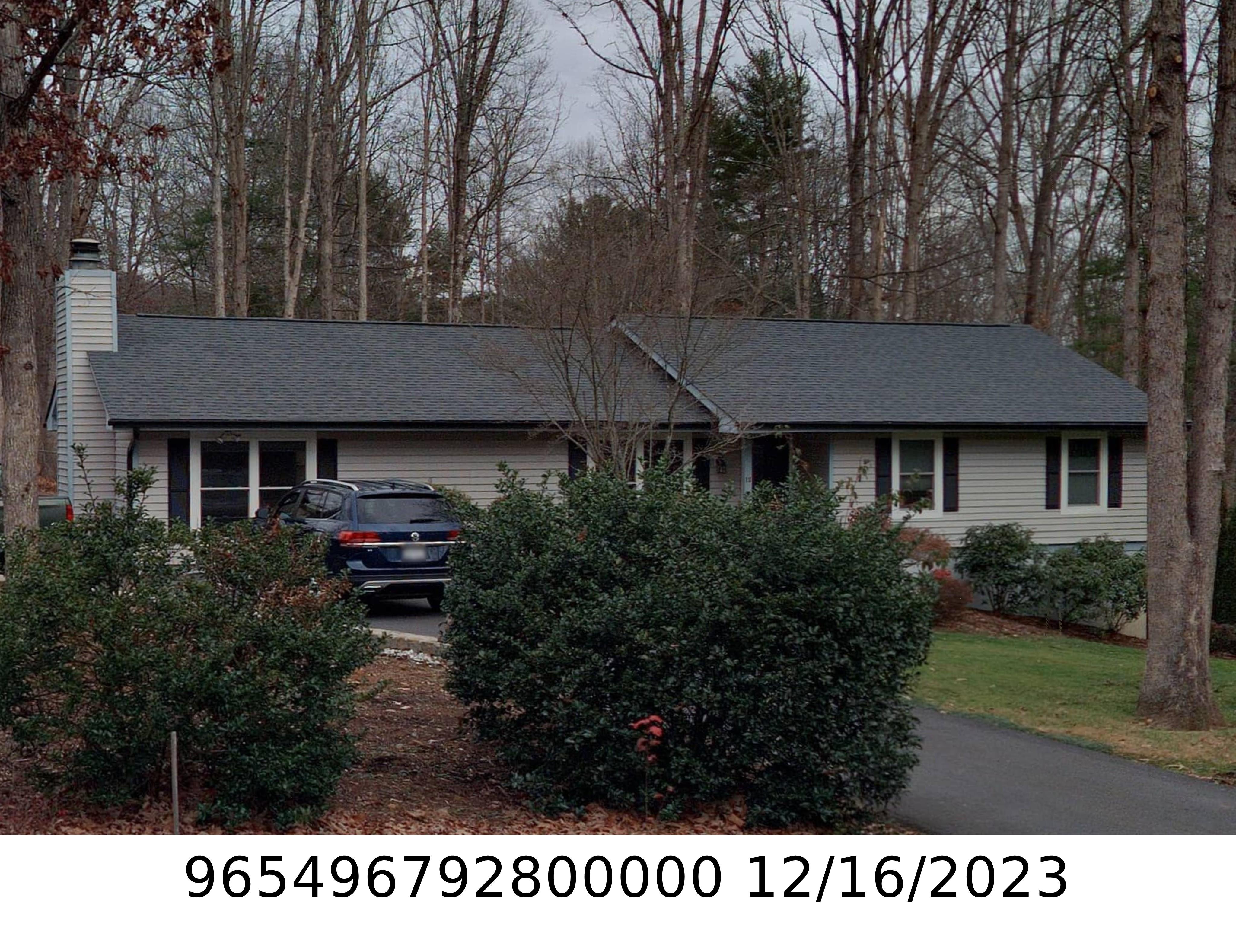 A picture of the property located at 15 TURNBERRY DR, ARDEN NC 28704.