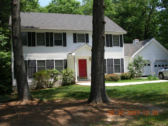 A picture of the property located at 24 GLEN CREST DR, ARDEN NC 28704.