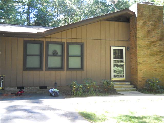 A picture of the property located at 2 BROOK FOREST DR, ARDEN NC 28704.