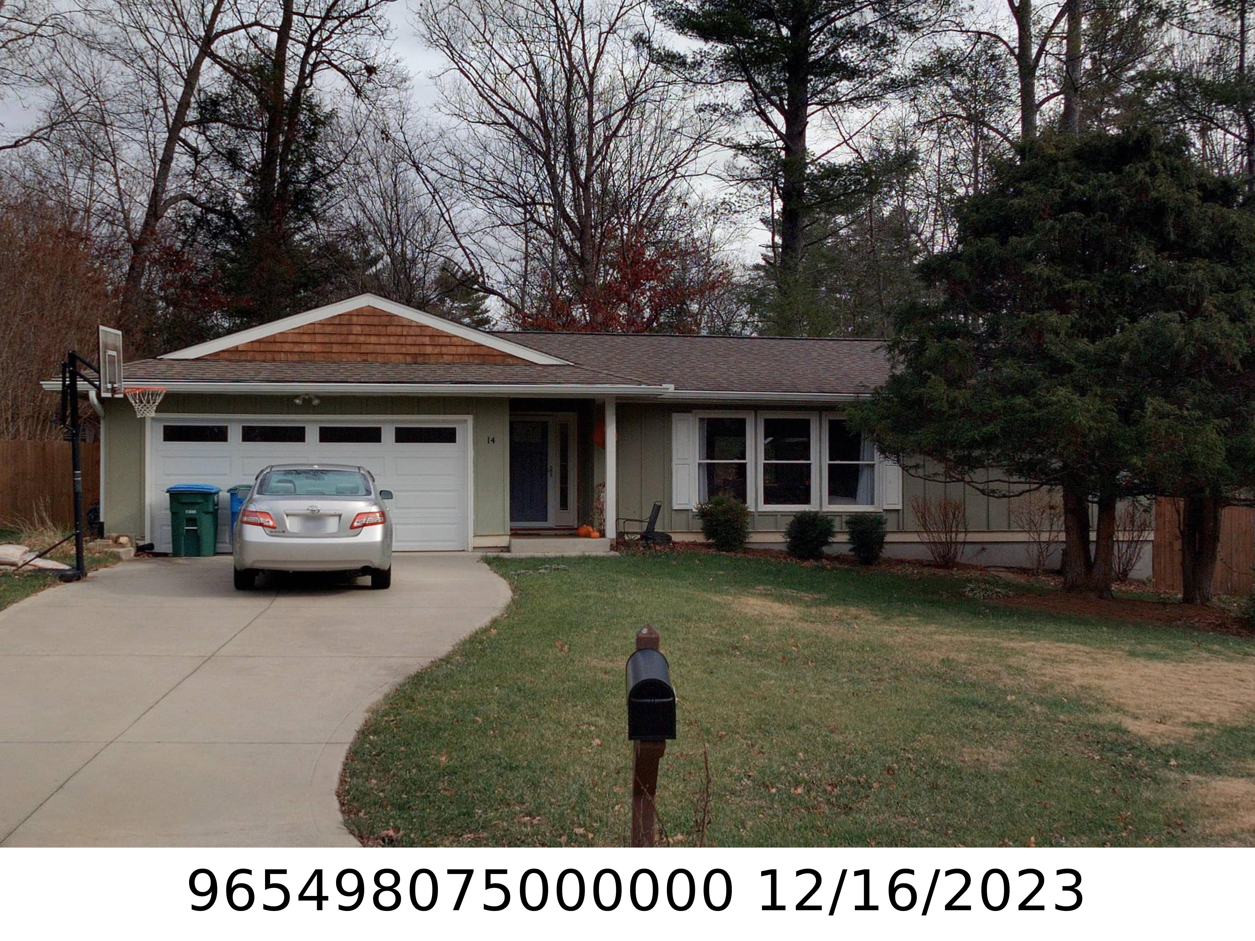 A picture of the property located at 14 FOREST RIDGE CT, ARDEN NC 28704.