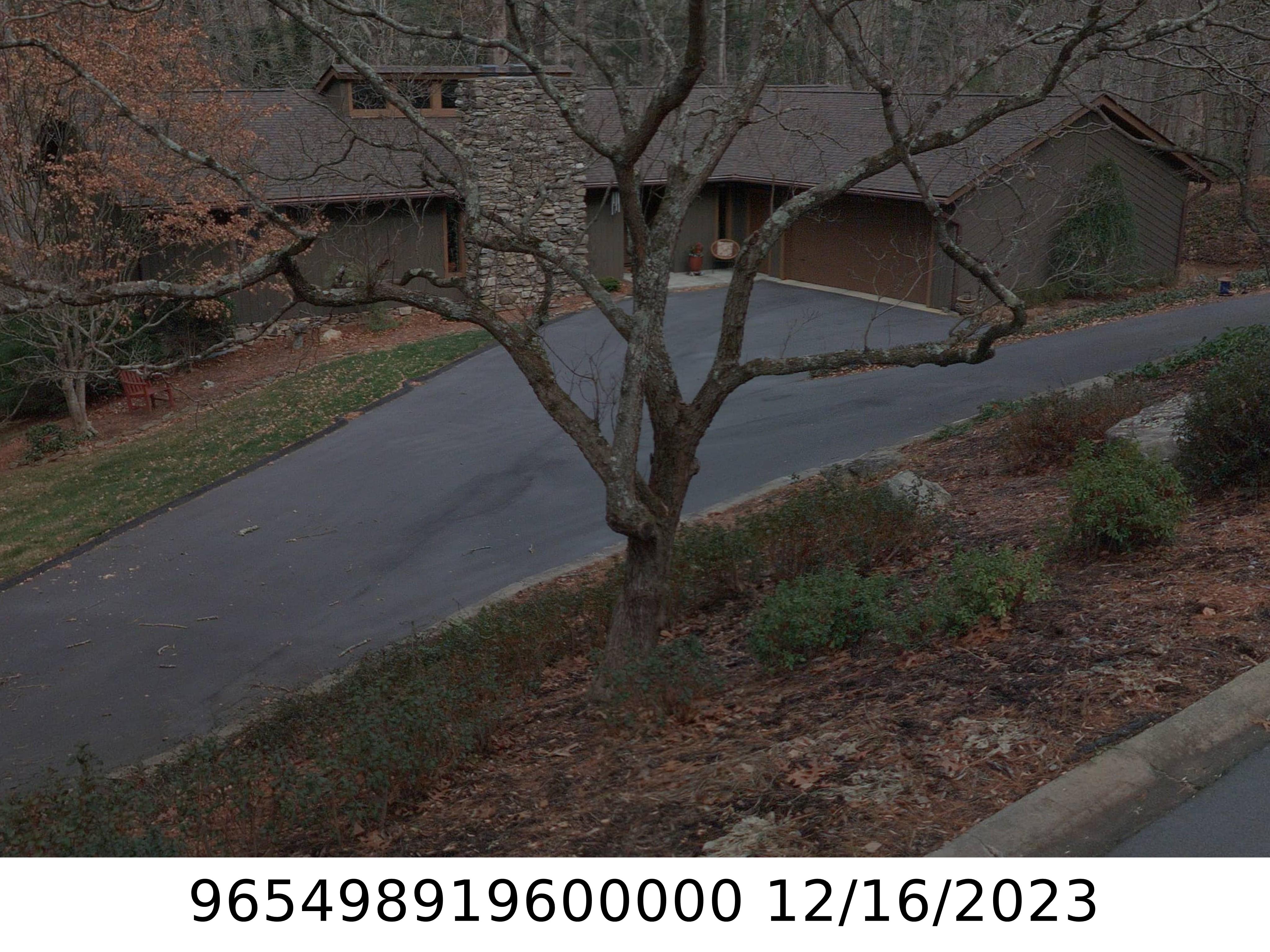 A picture of the property located at 5 BROOK FOREST DR, ARDEN NC 28704.
