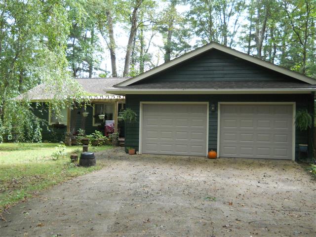 A picture of the property located at 20 CHIPPING GREEN DR, ARDEN NC 28704.