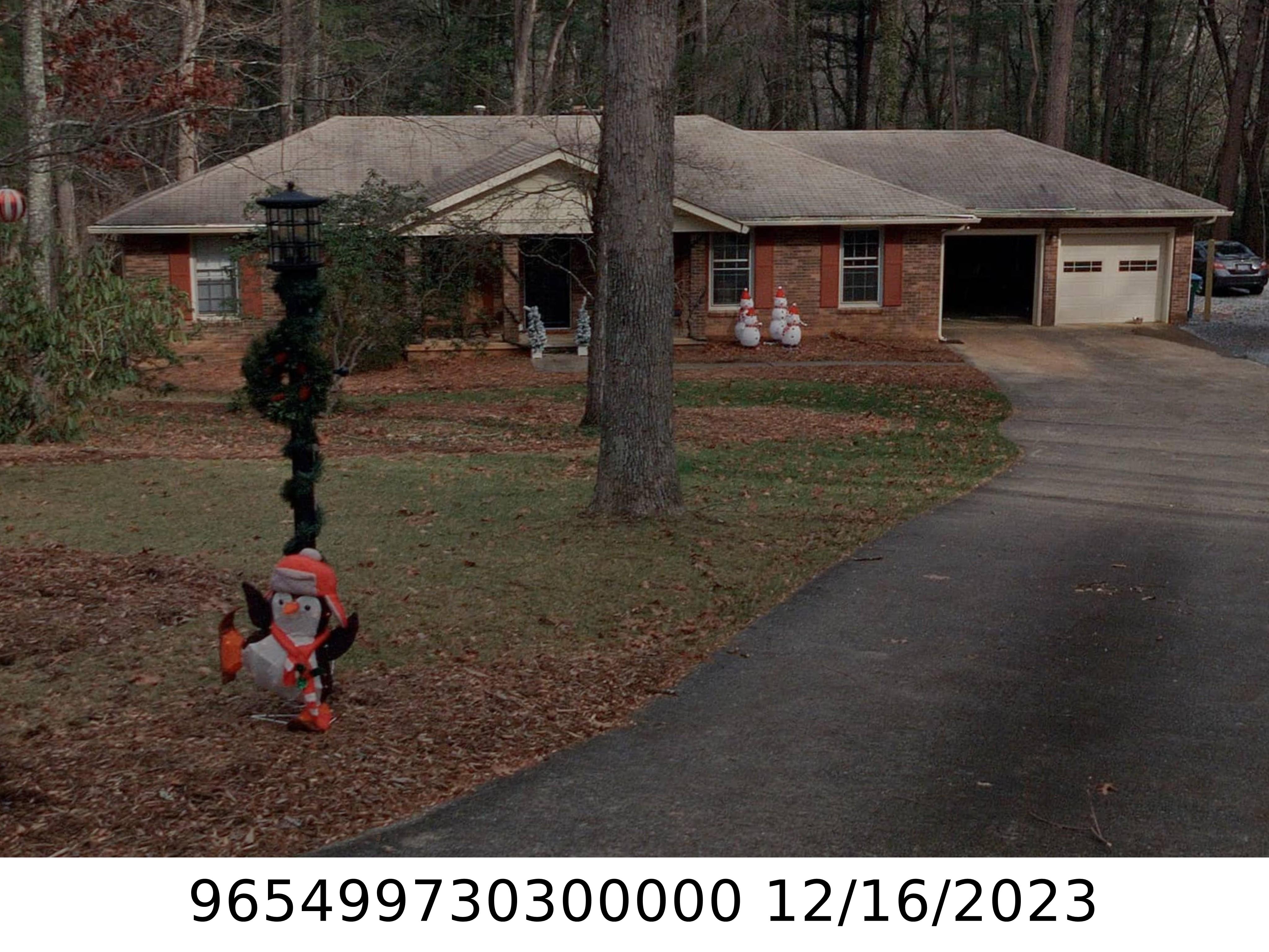 A picture of the property located at 22 CHIPPING GREEN DR, ARDEN NC 28704.