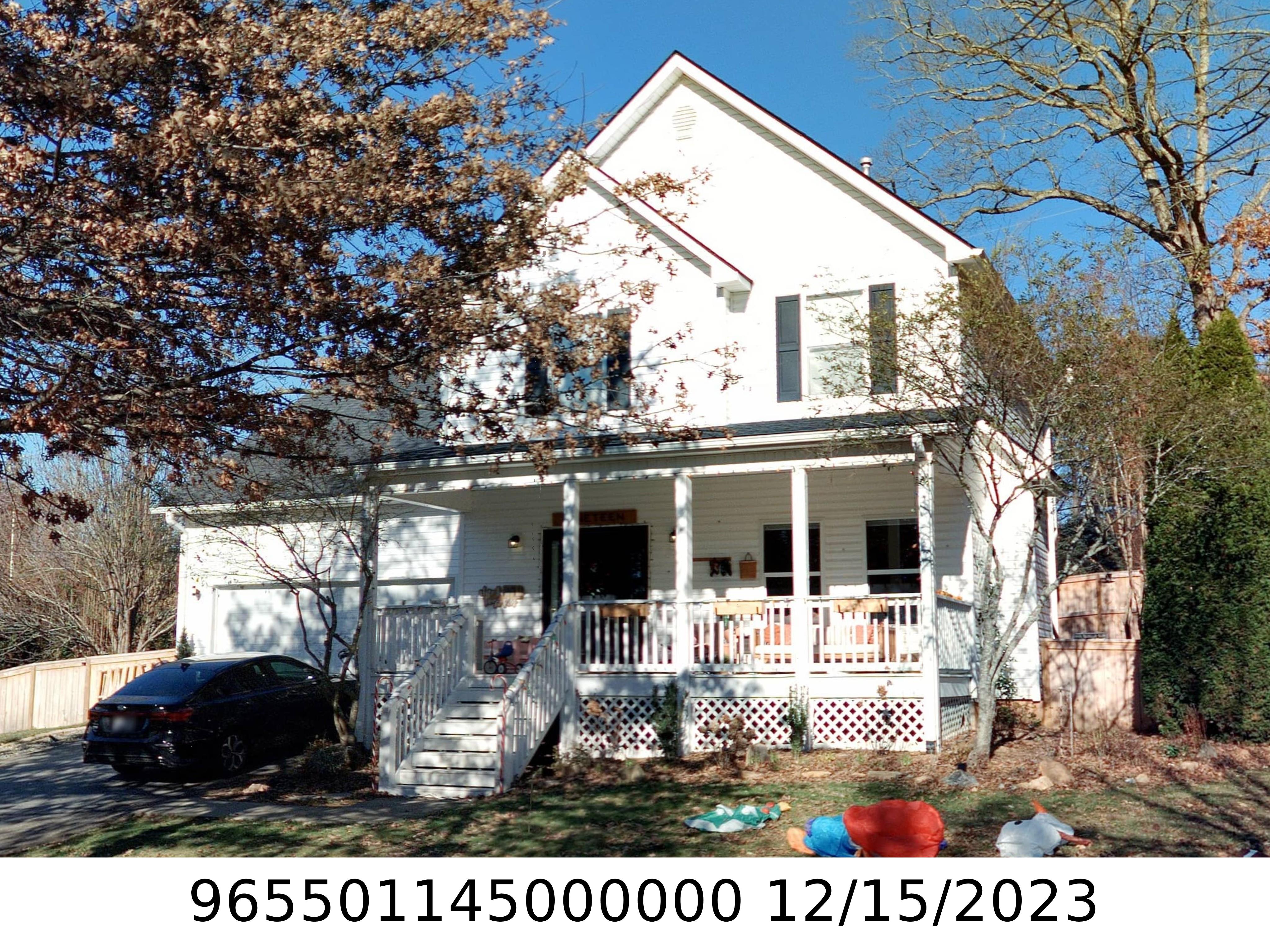 A picture of the property located at 19 SCOTTISH CIR, ASHEVILLE NC 28803.